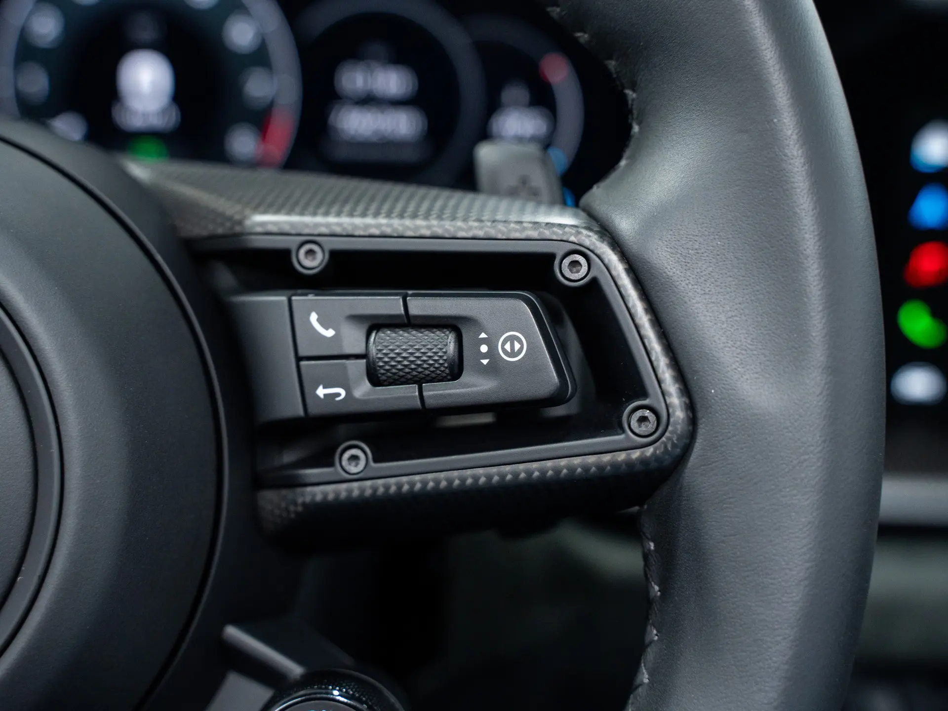 911 T-Hybrid Targa 4 GTS