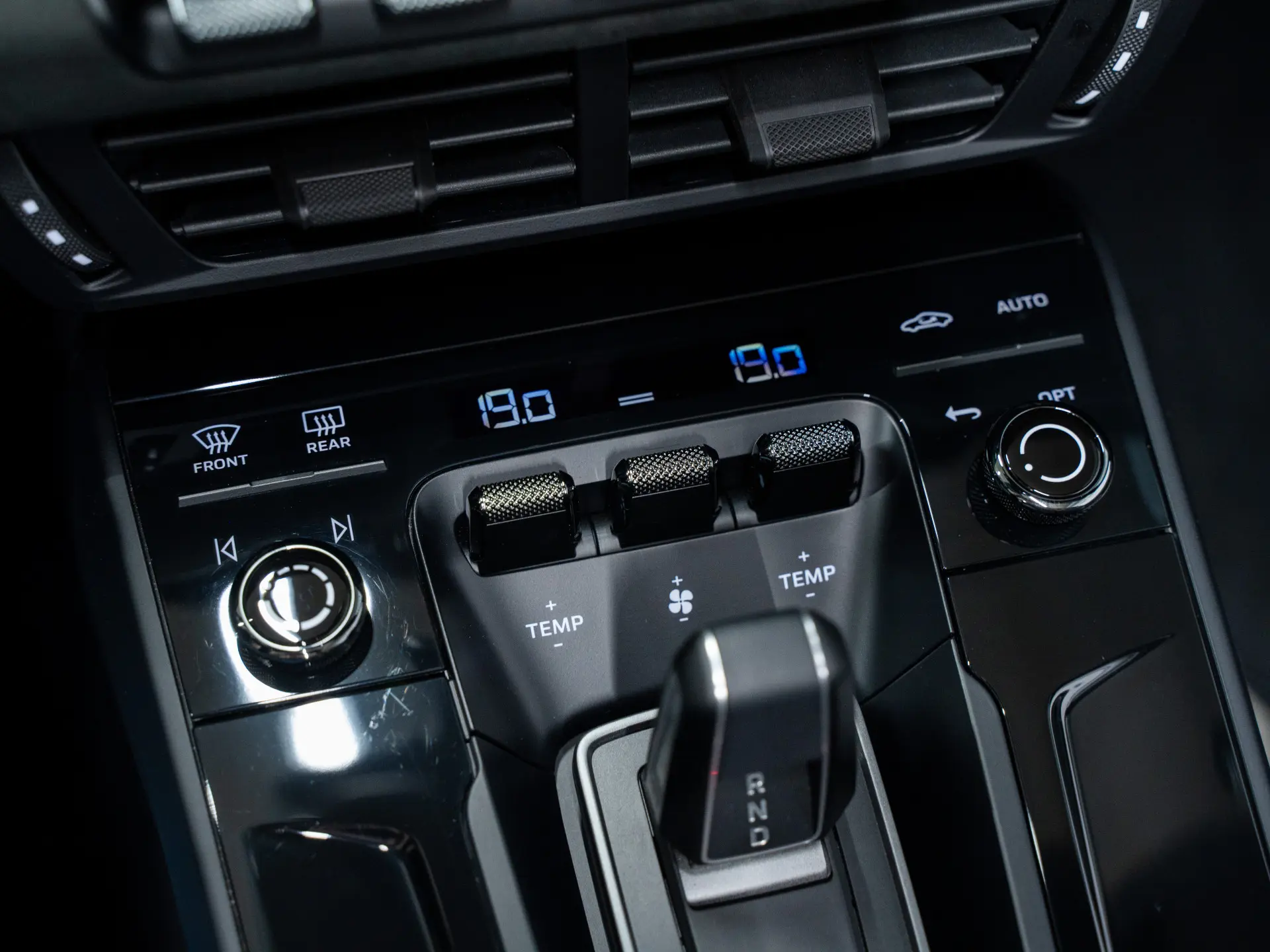 911 T-Hybrid Targa 4 GTS