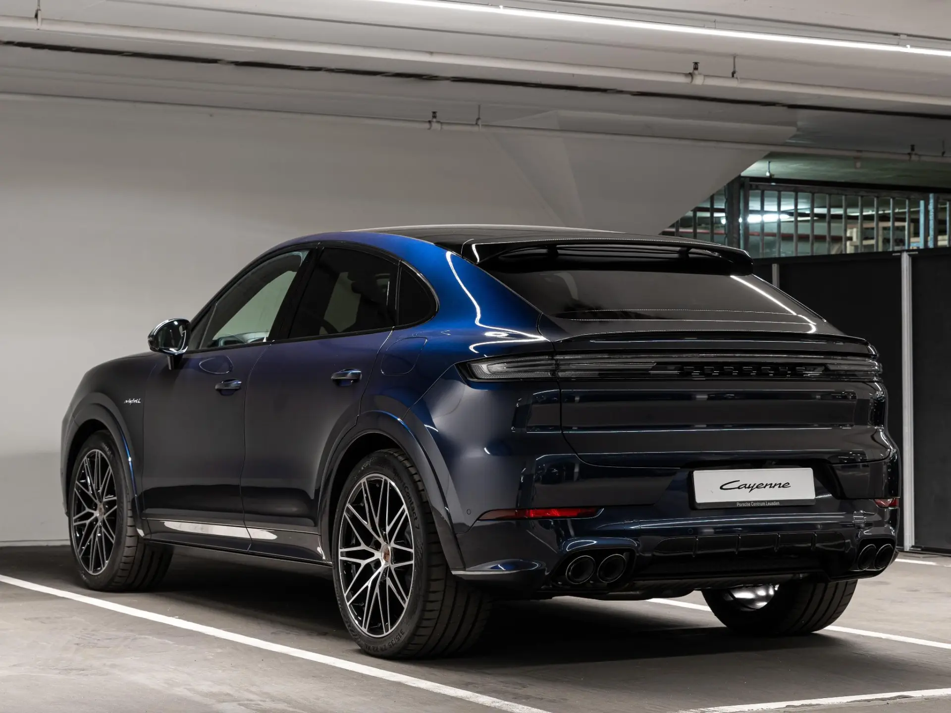 Cayenne Coupé 3.0 E-Hybrid Black Edition