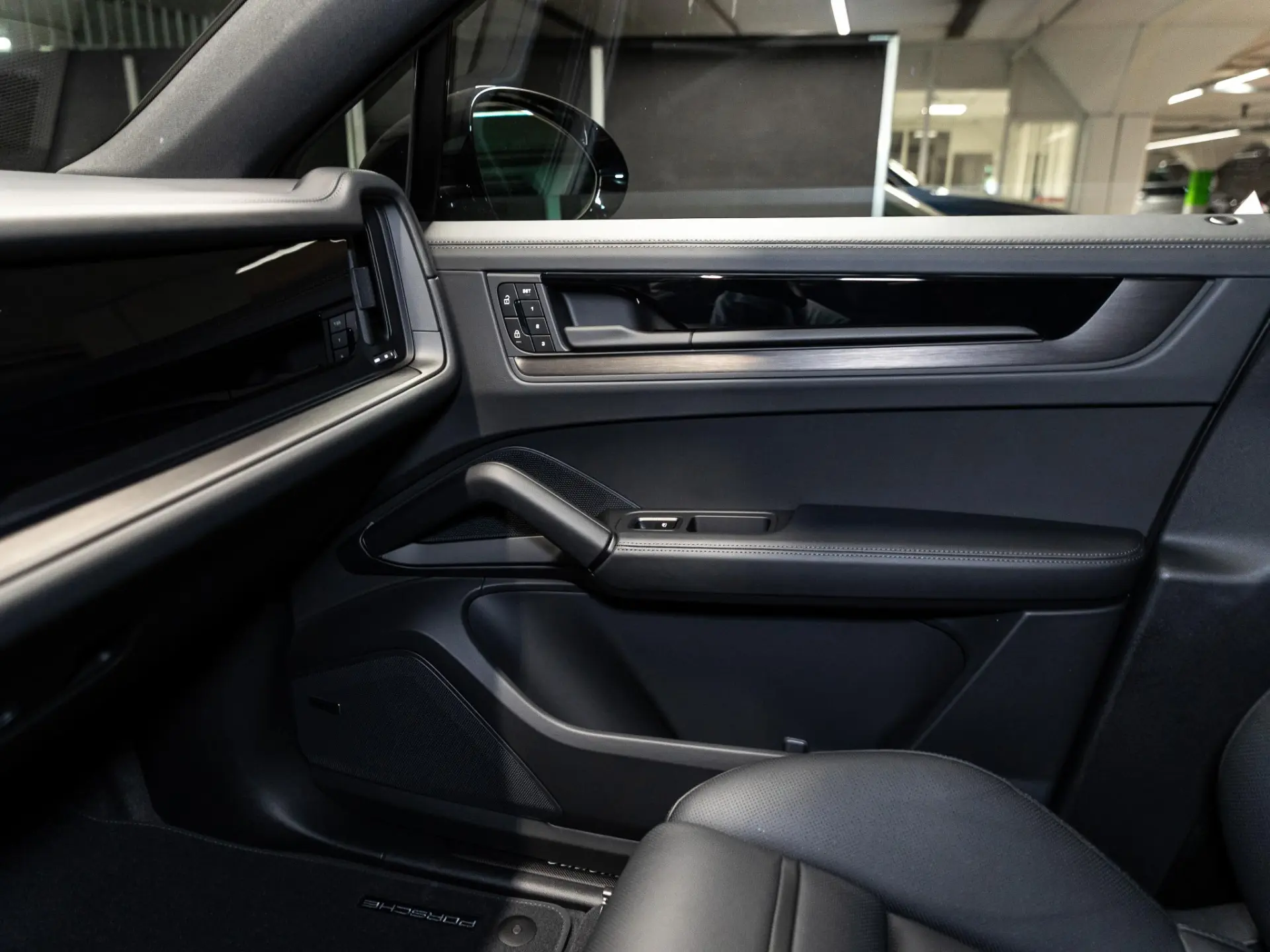 Cayenne Coupé 3.0 E-Hybrid Black Edition