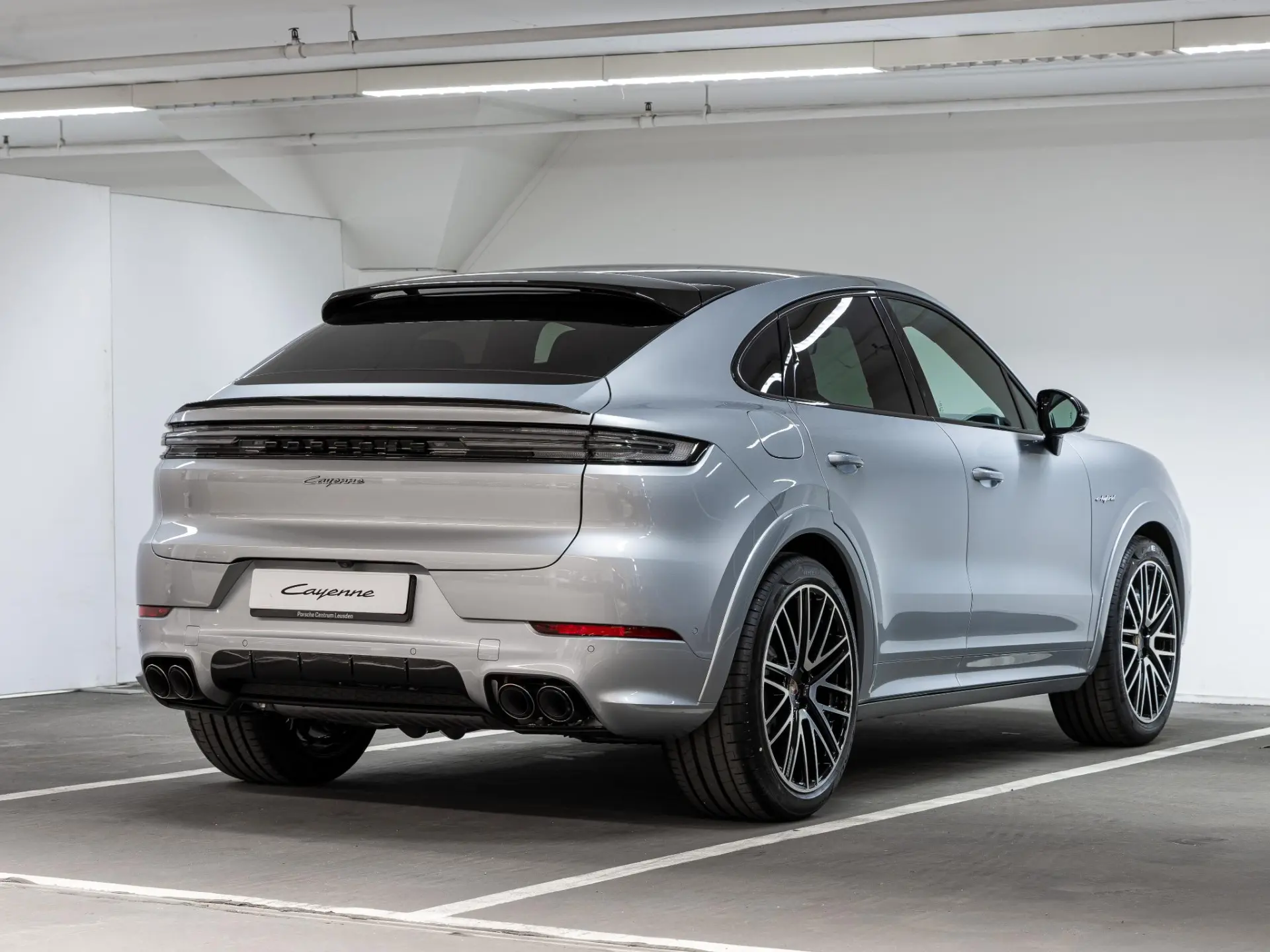 Cayenne Coupé 3.0 E-Hybrid Black Edition