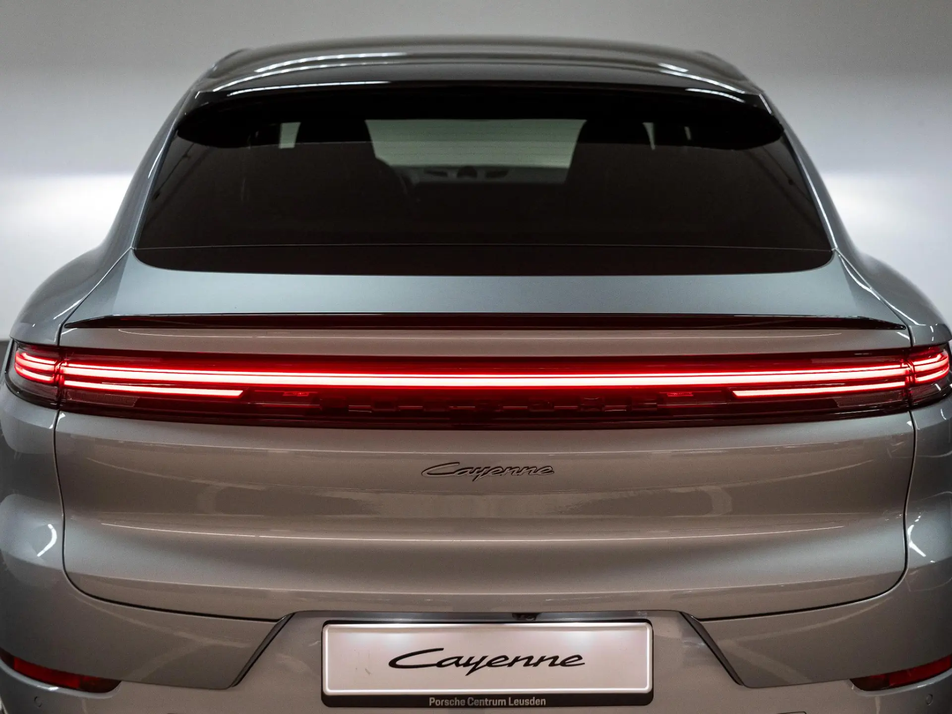 Cayenne Coupé 3.0 E-Hybrid Black Edition