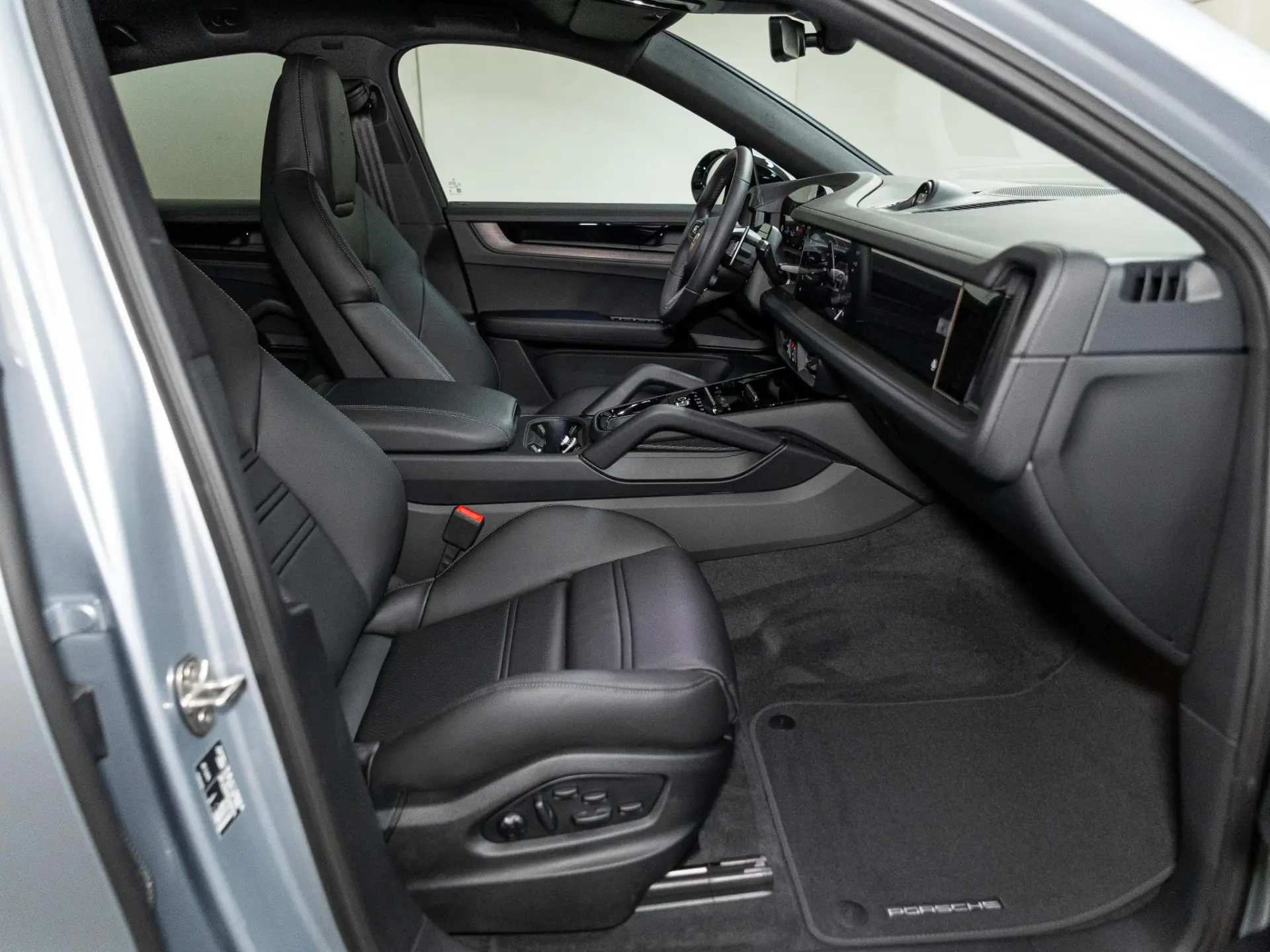 Cayenne Coupé 3.0 E-Hybrid Black Edition