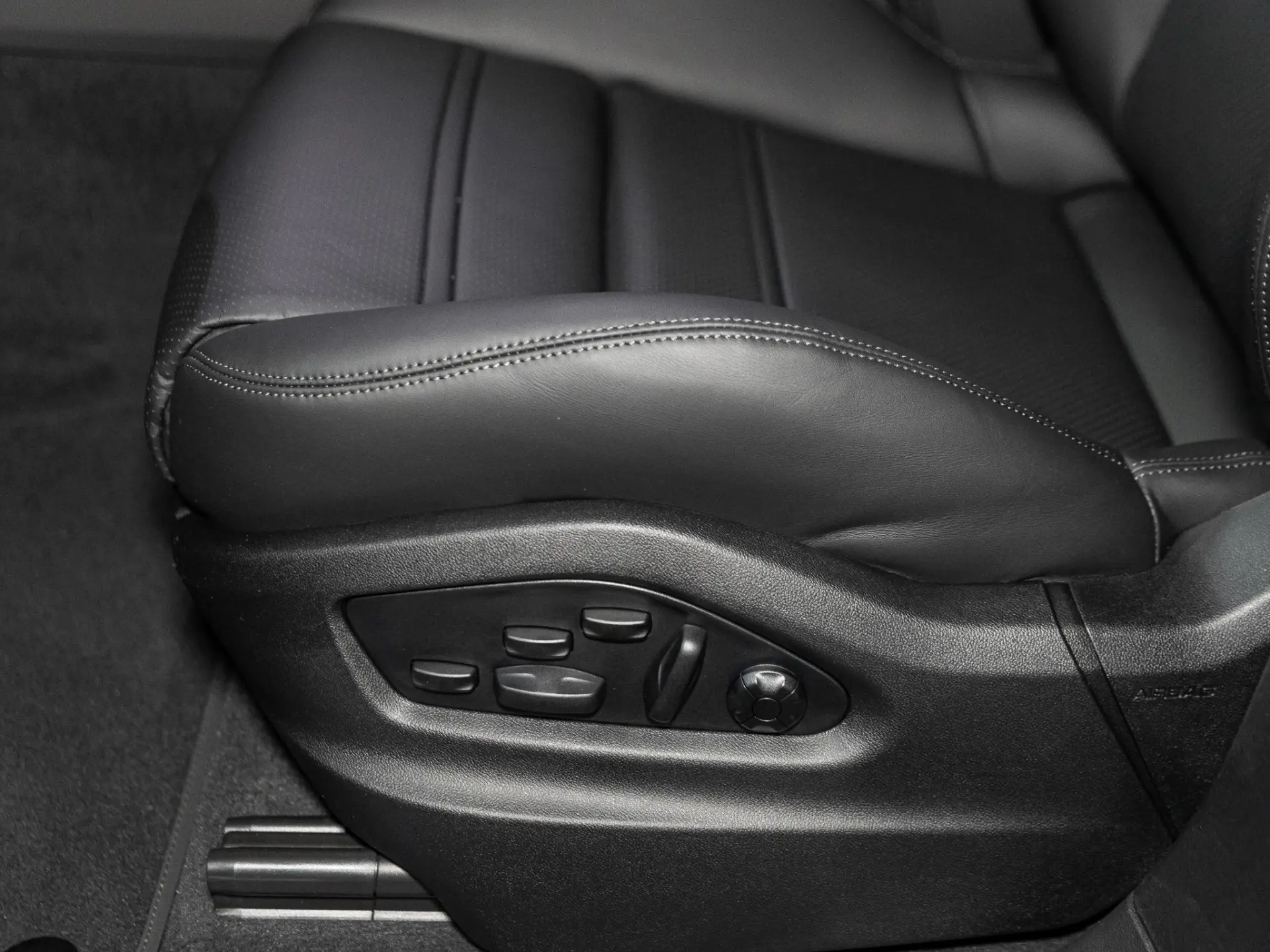 Cayenne Coupé 3.0 E-Hybrid Black Edition