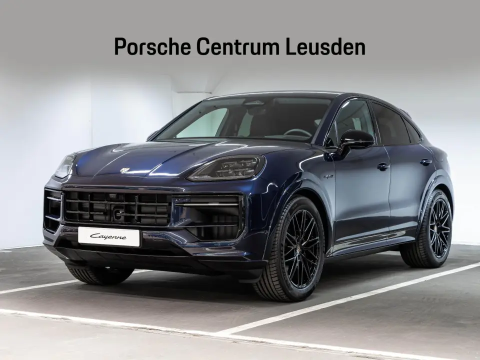 Porsche Cayenne Coupé 3.0 E-Hybrid Black Edition
