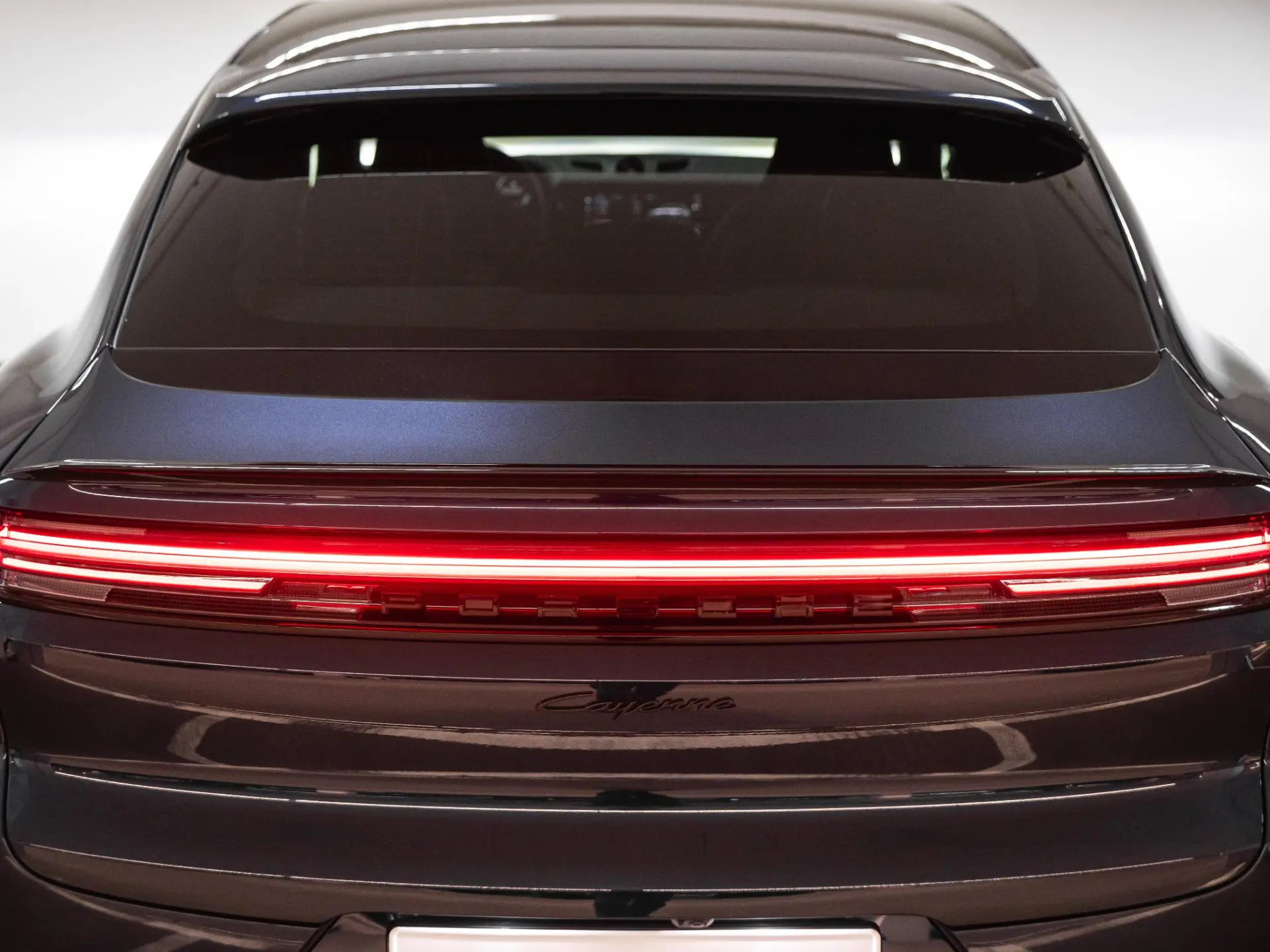 Cayenne Coupé 3.0 E-Hybrid Black Edition