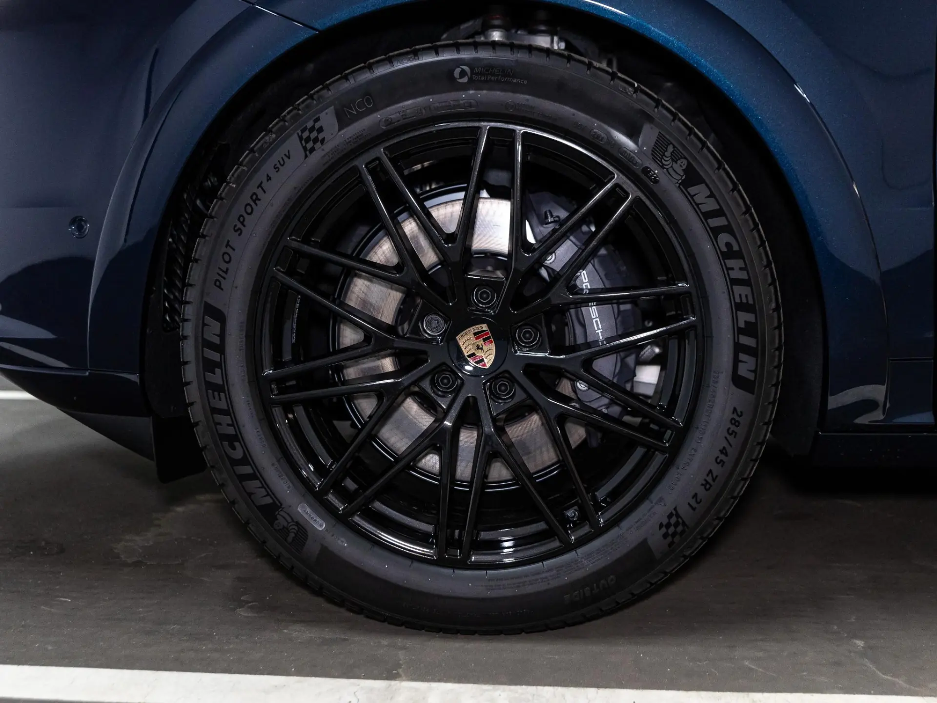 Cayenne Coupé 3.0 E-Hybrid Black Edition