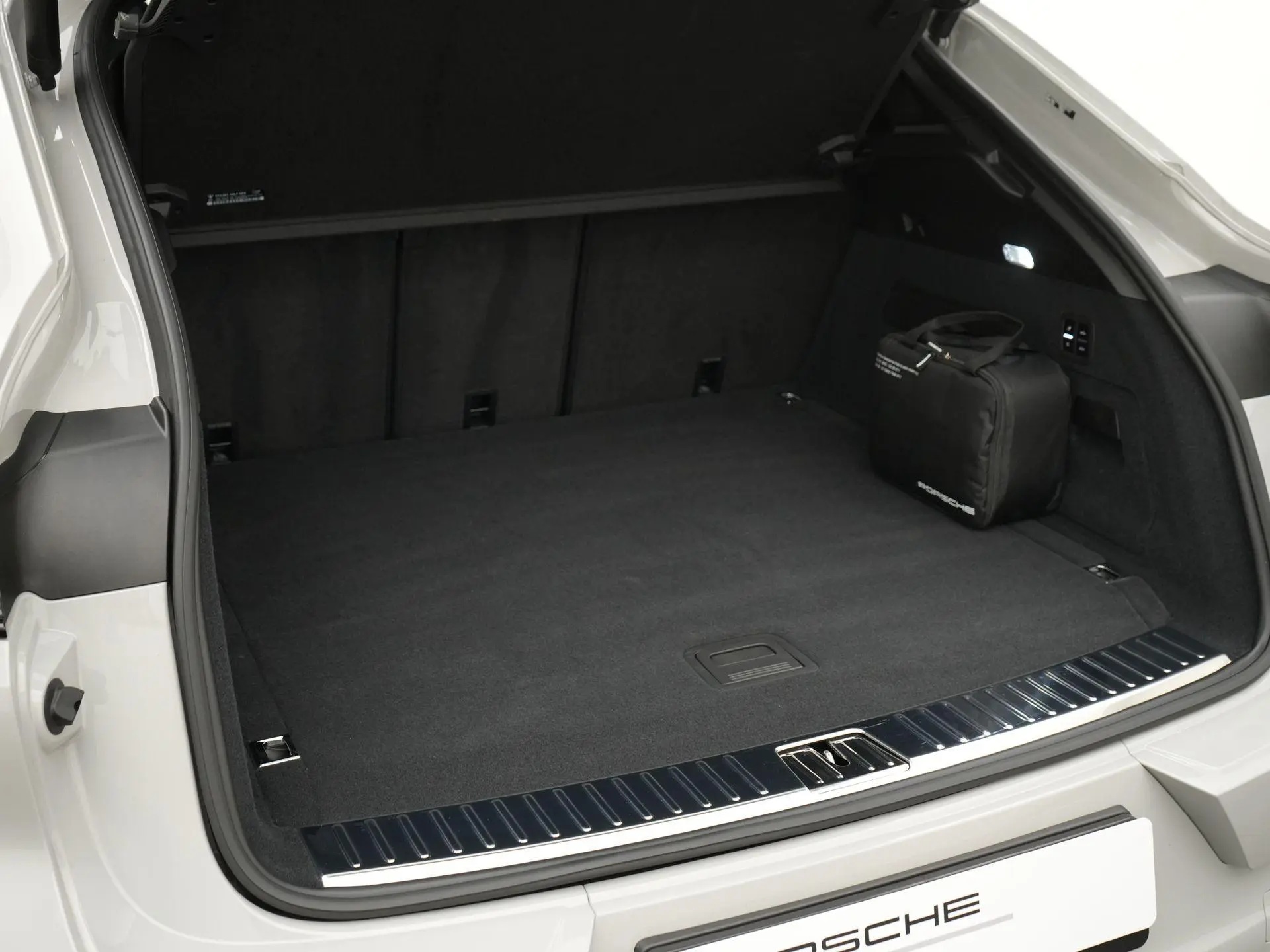 Cayenne Coupé E-Hybrid