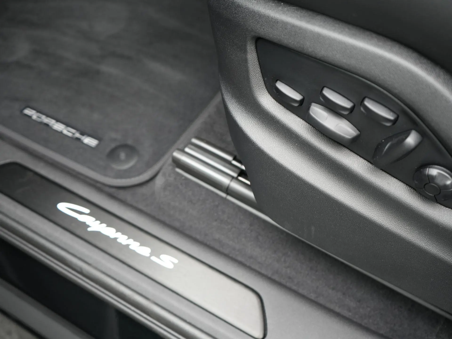 Cayenne S E-Hybrid Black Edition
