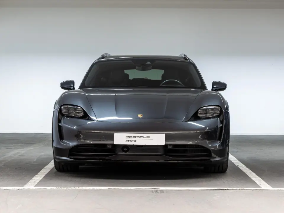 Taycan Cross Turismo 4