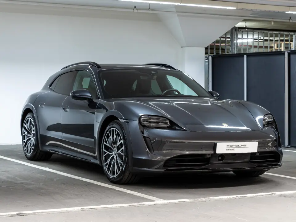 Taycan Cross Turismo 4