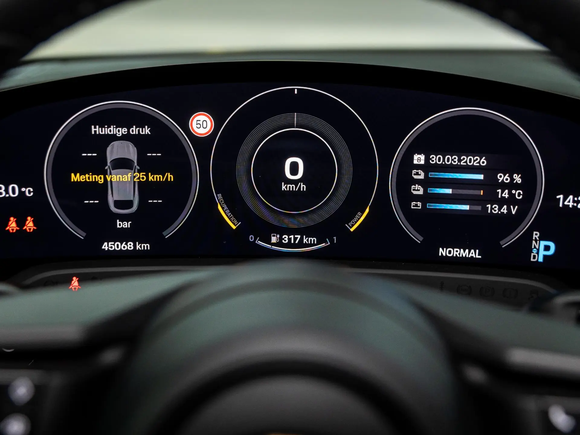 Taycan Cross Turismo 4