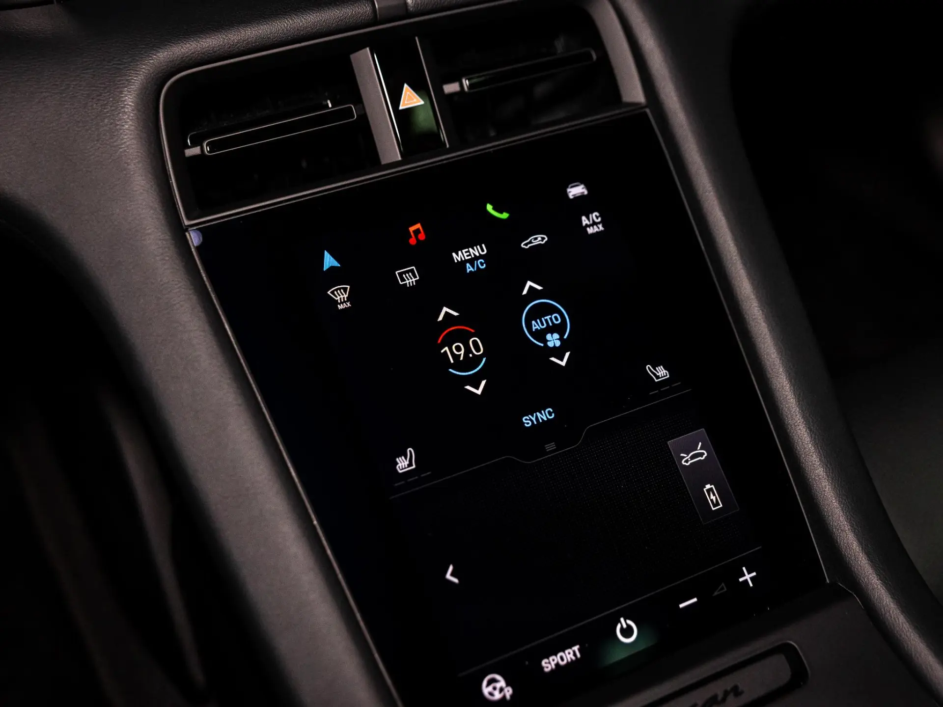 Taycan Cross Turismo 4