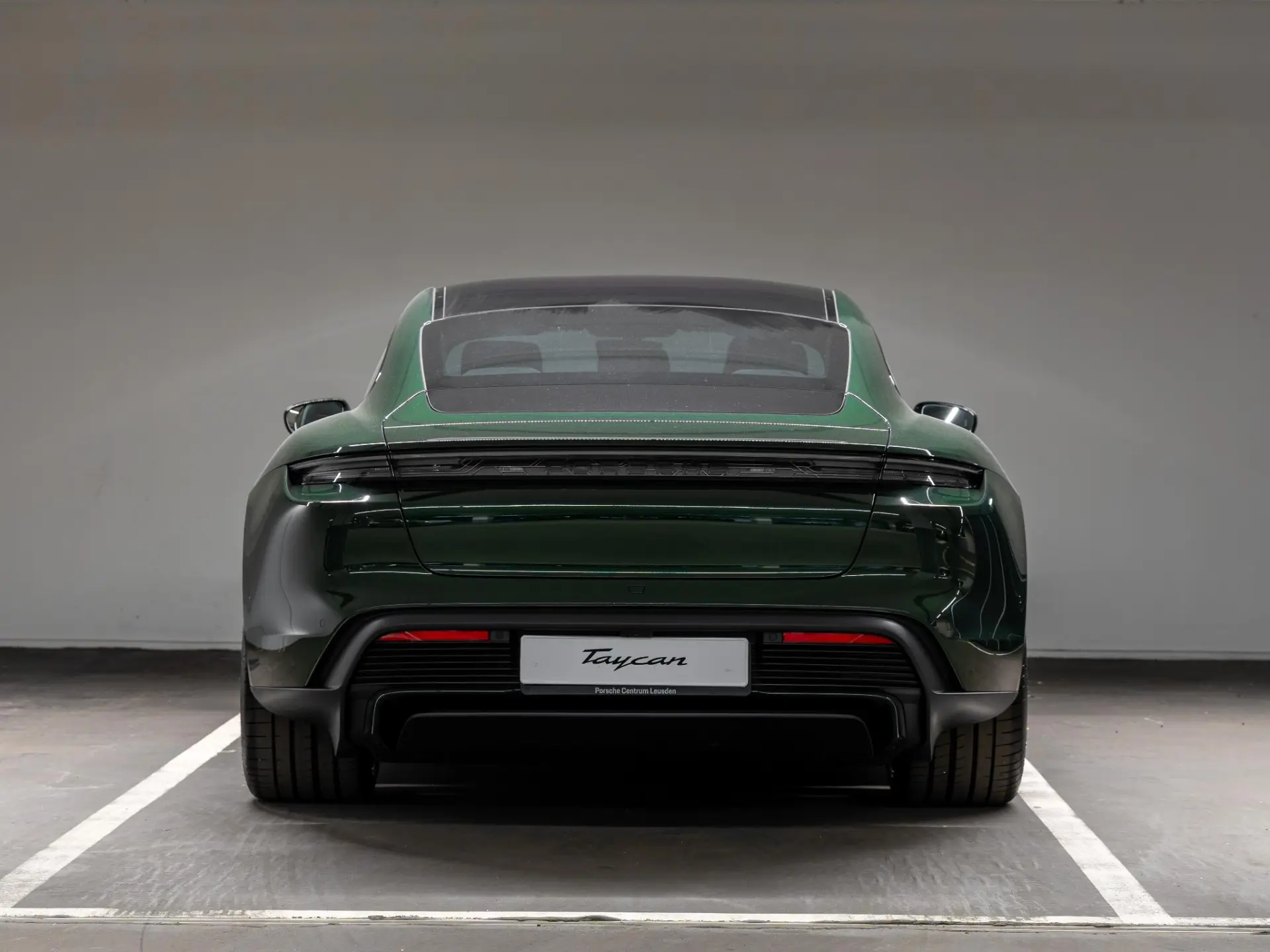 Taycan Black Edition 105 kWh