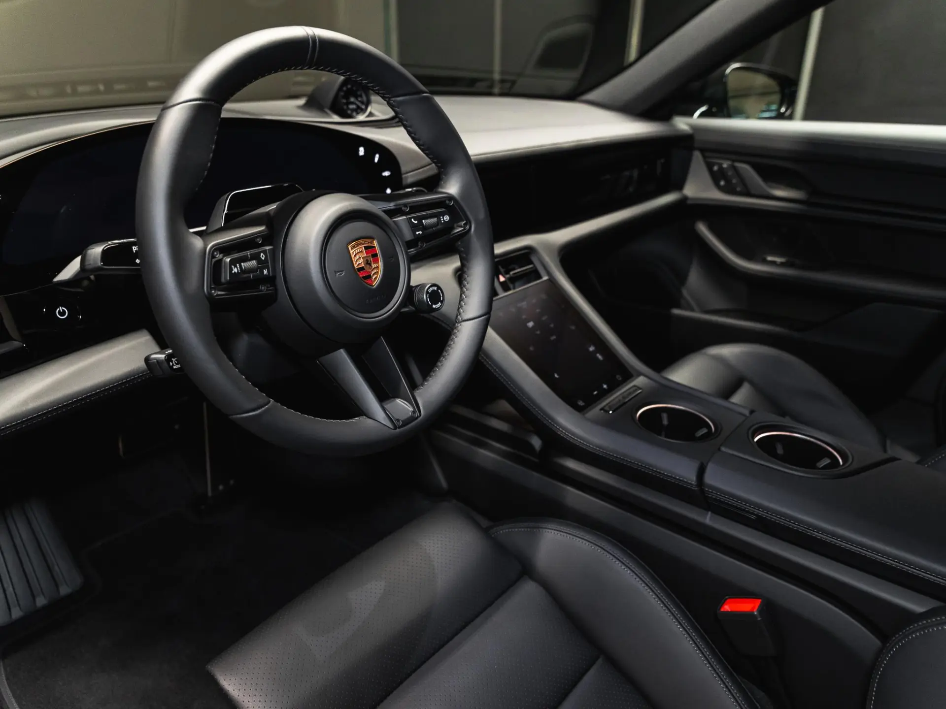Taycan Black Edition 105 kWh