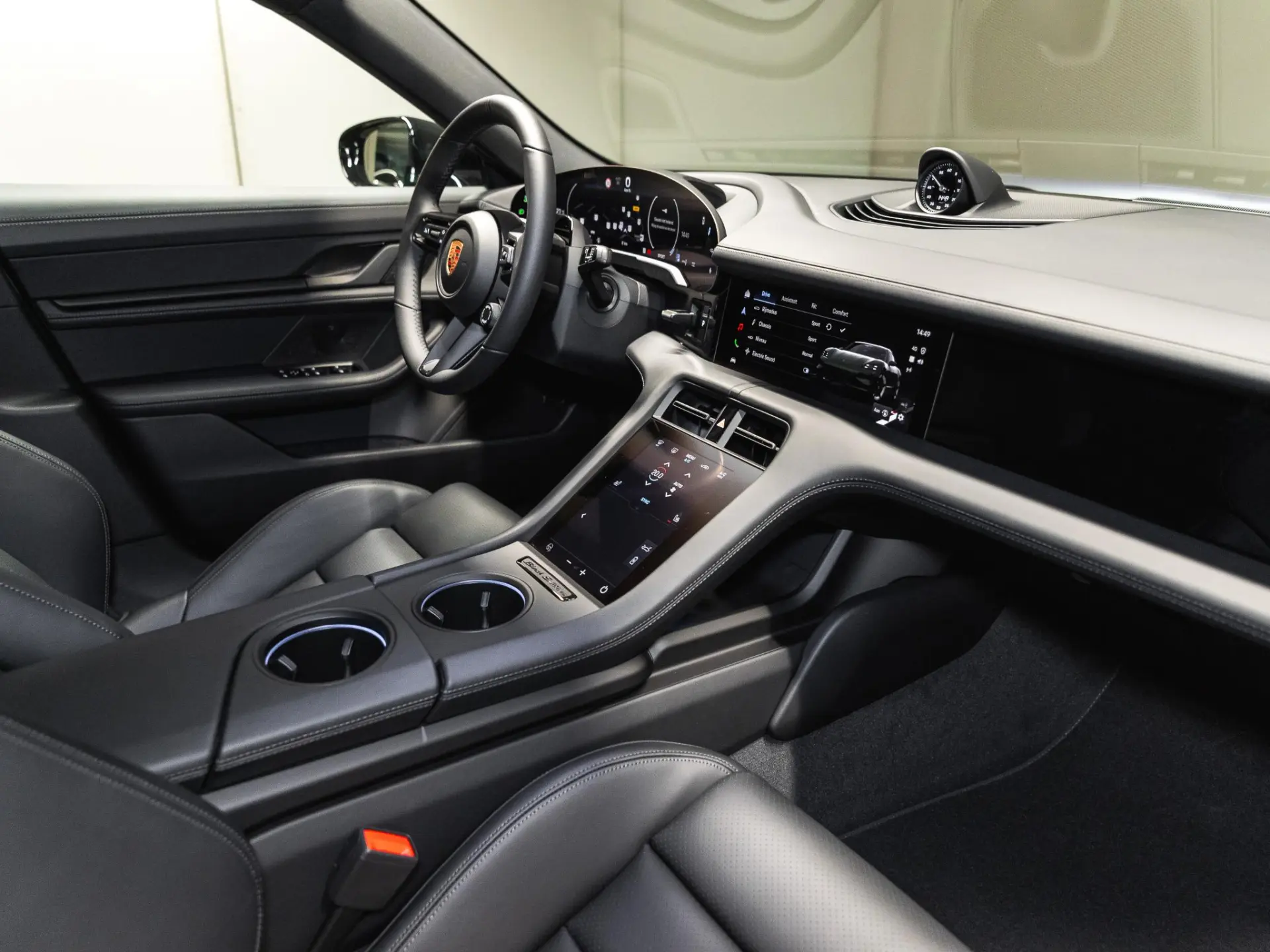 Taycan Black Edition 105 kWh