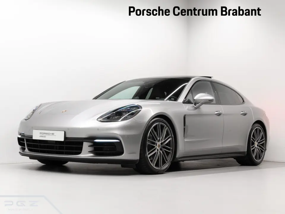 Porsche Panamera 4S
