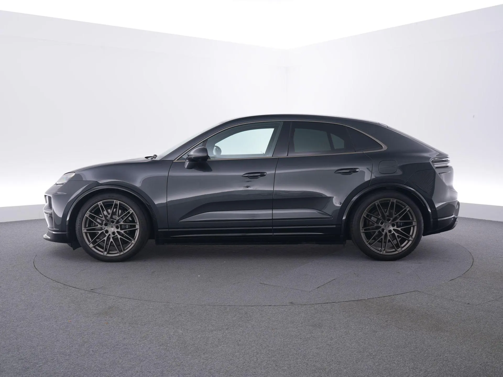 Macan Turbo 100 kWh