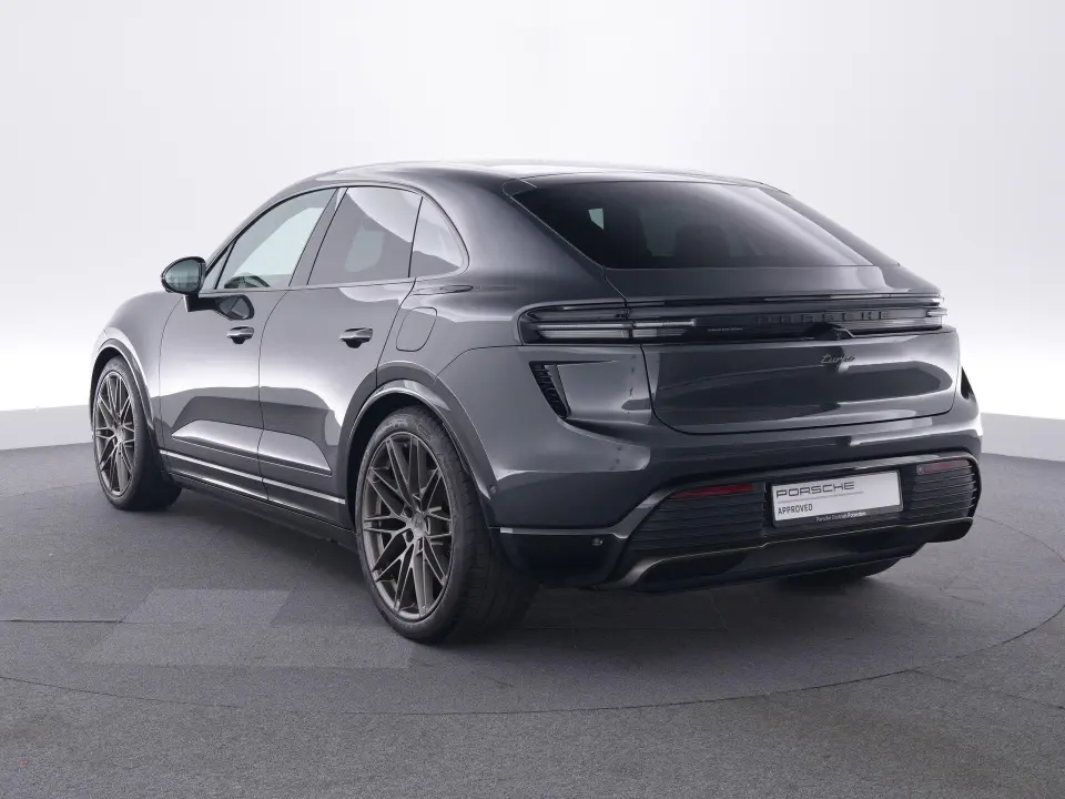 Macan Turbo 100 kWh
