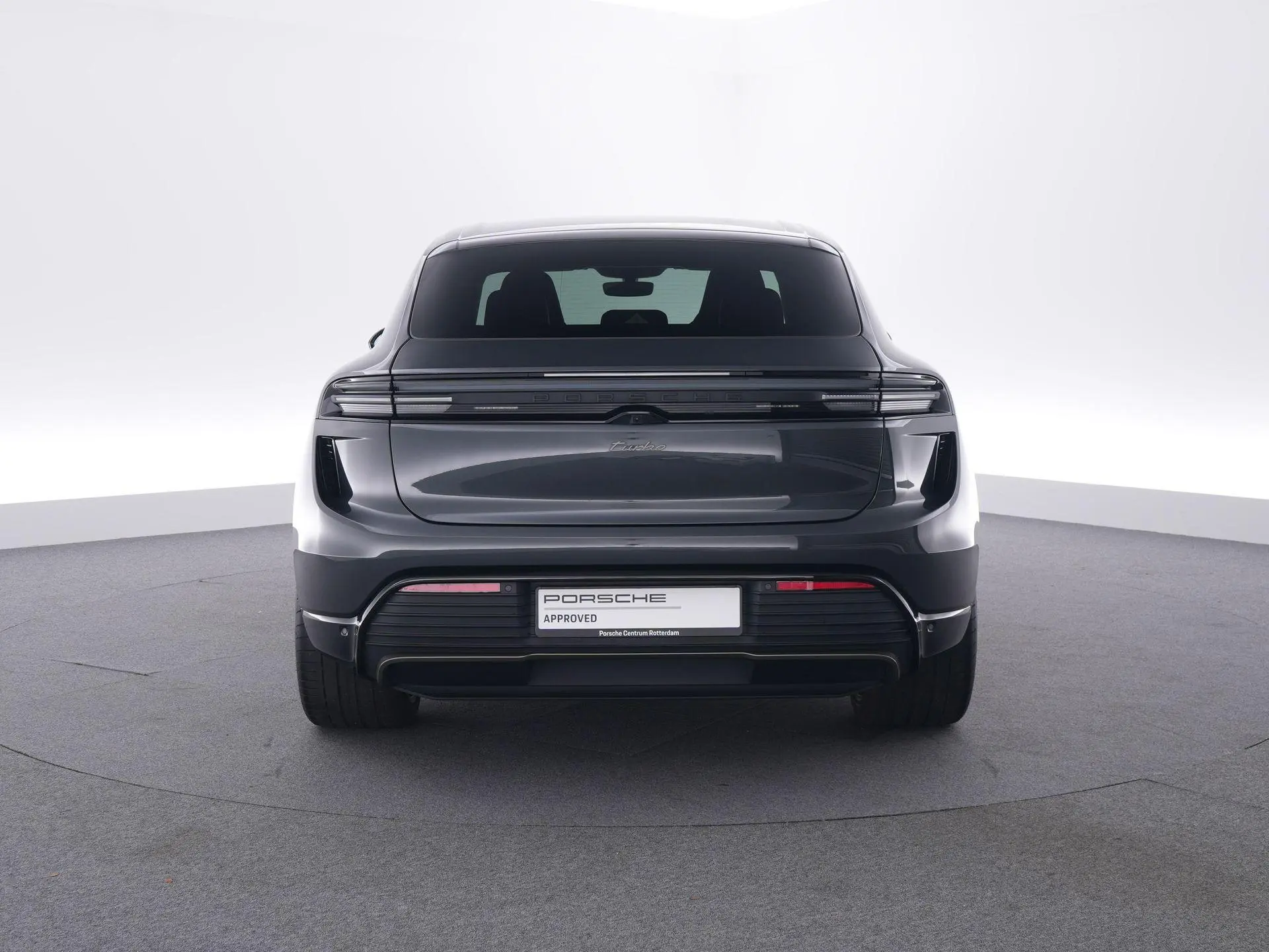 Macan Turbo 100 kWh