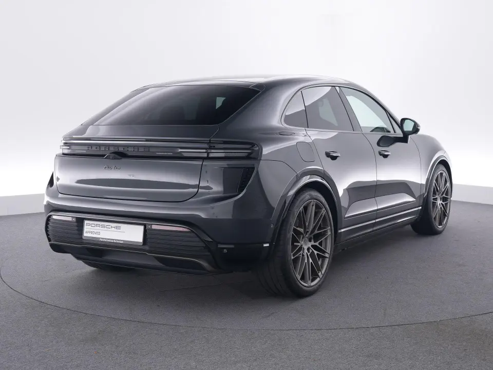 Macan Turbo 100 kWh