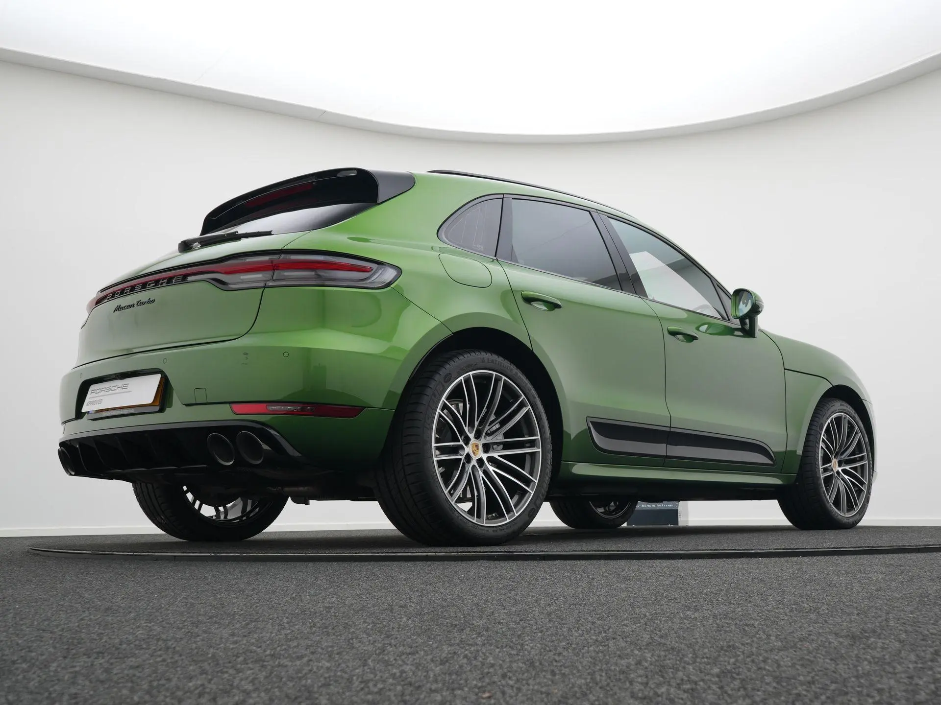 Macan Turbo