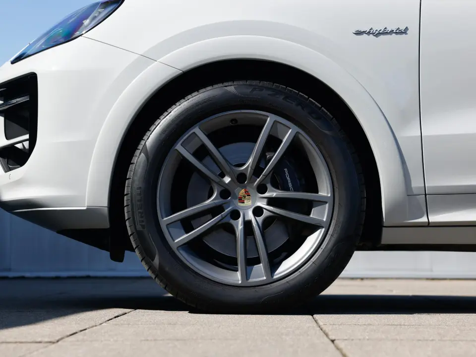 Cayenne Coupé E-Hybrid
