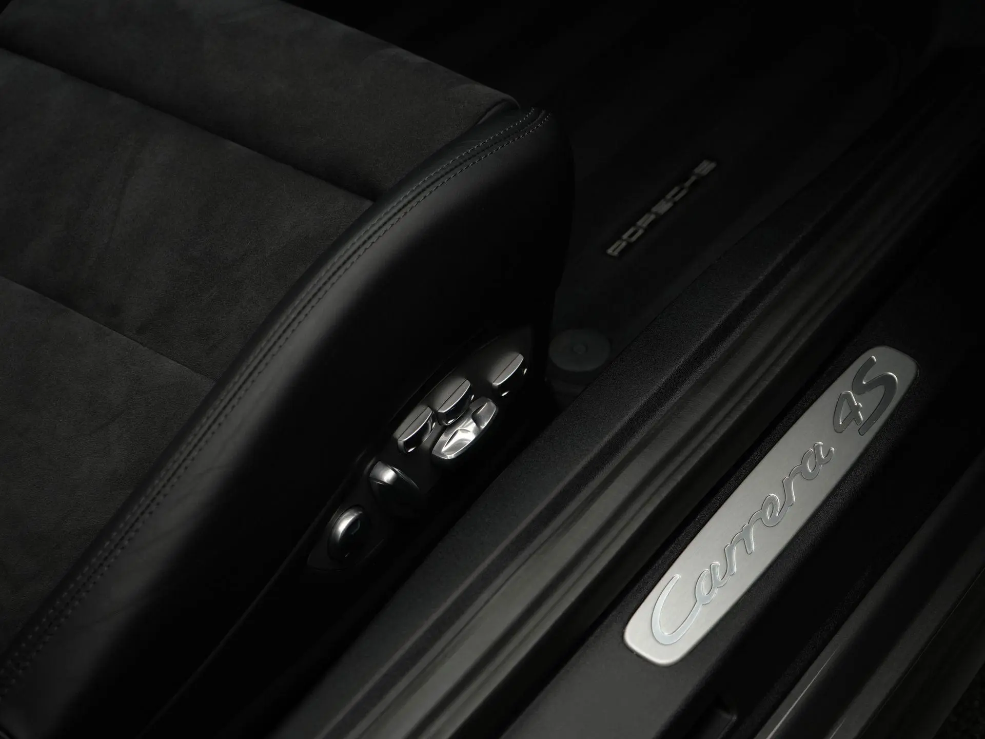 911 Carrera 4S