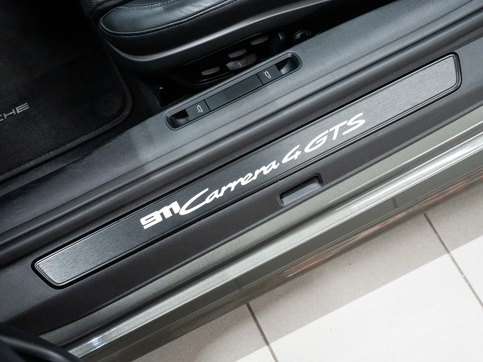 911 Carrera 4 GTS Cabriolet