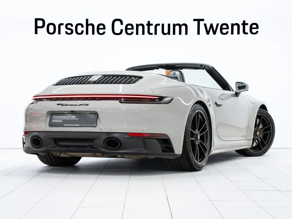 Porsche 911 Carrera GTS Cabriolet