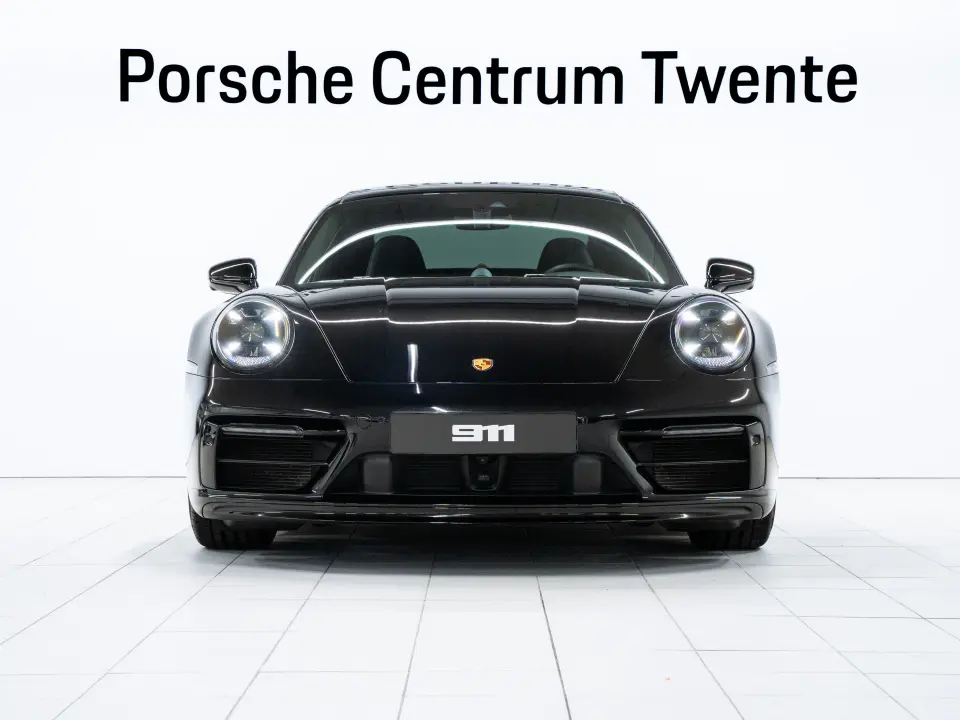911 Carrera 4 GTS