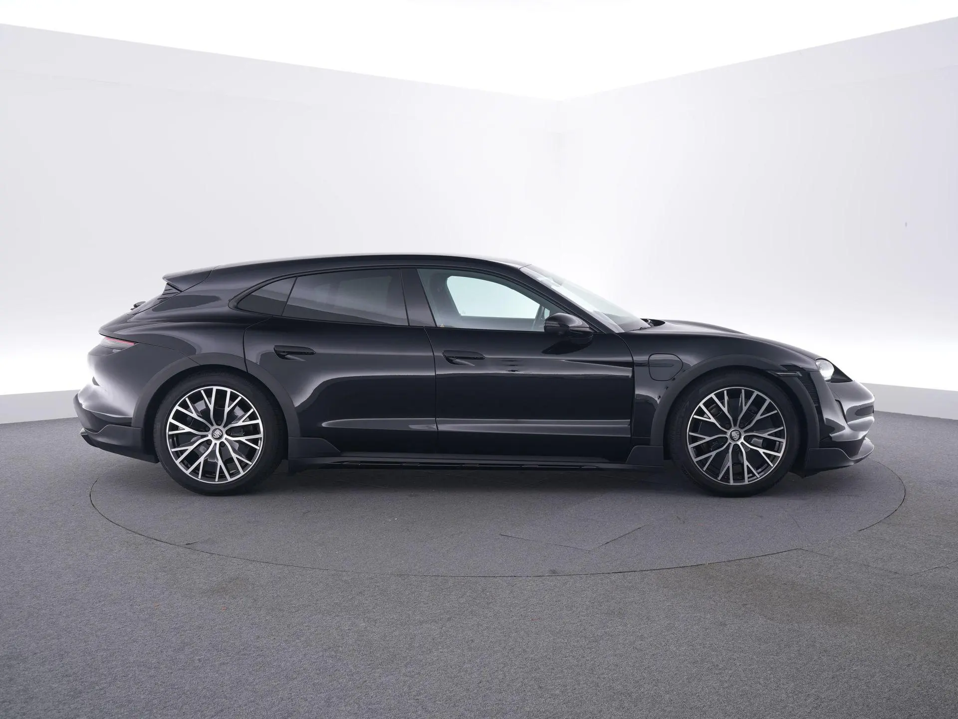 Taycan Cross Turismo 4 93 kWh