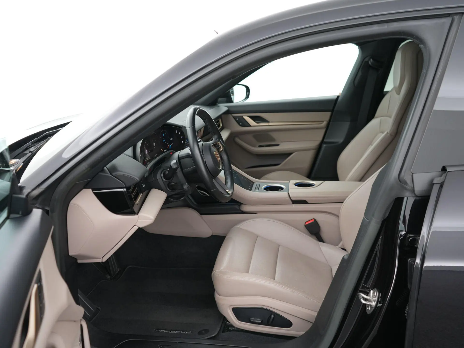 Taycan Cross Turismo 4 93 kWh