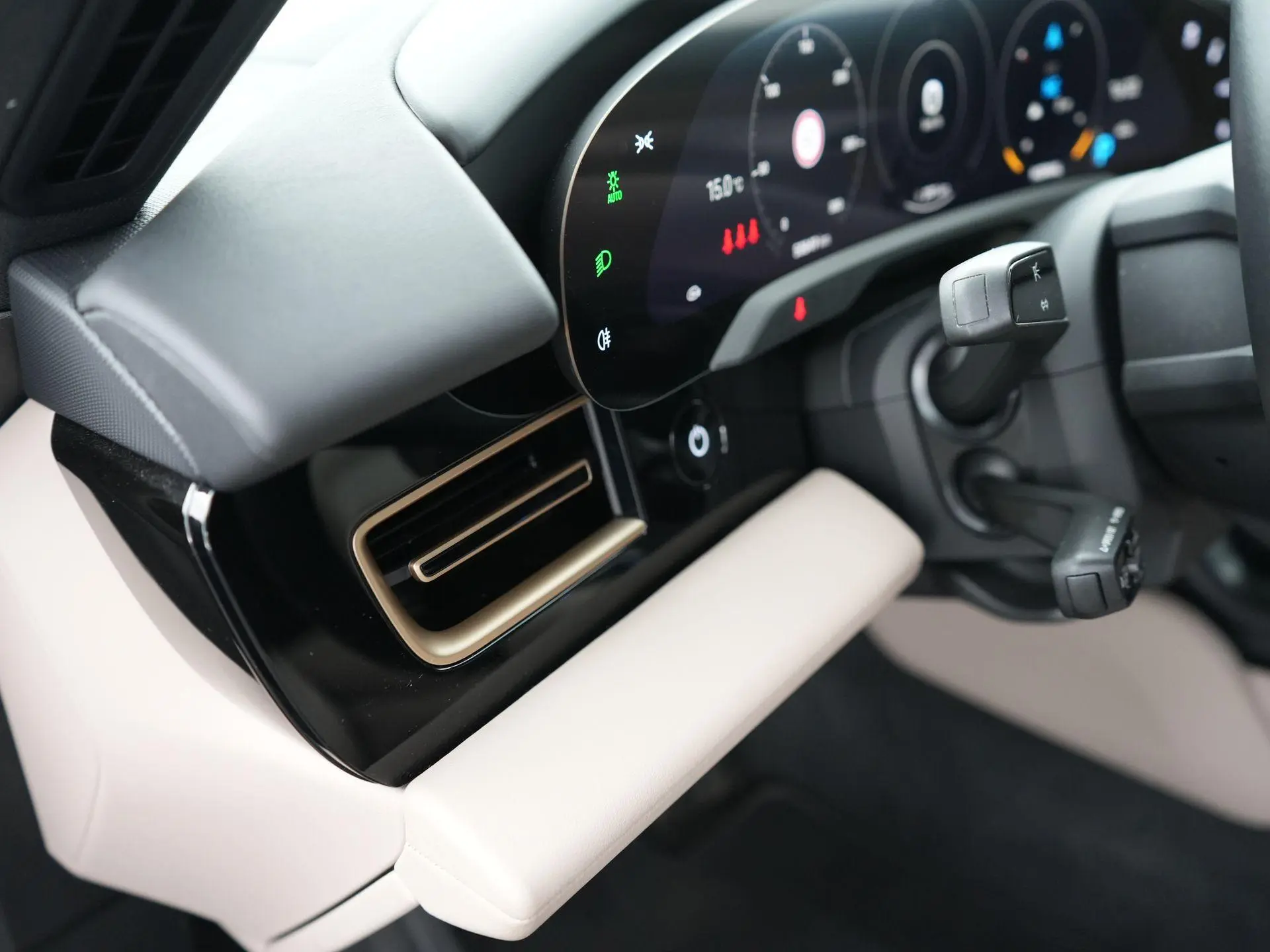 Taycan Cross Turismo 4 93 kWh