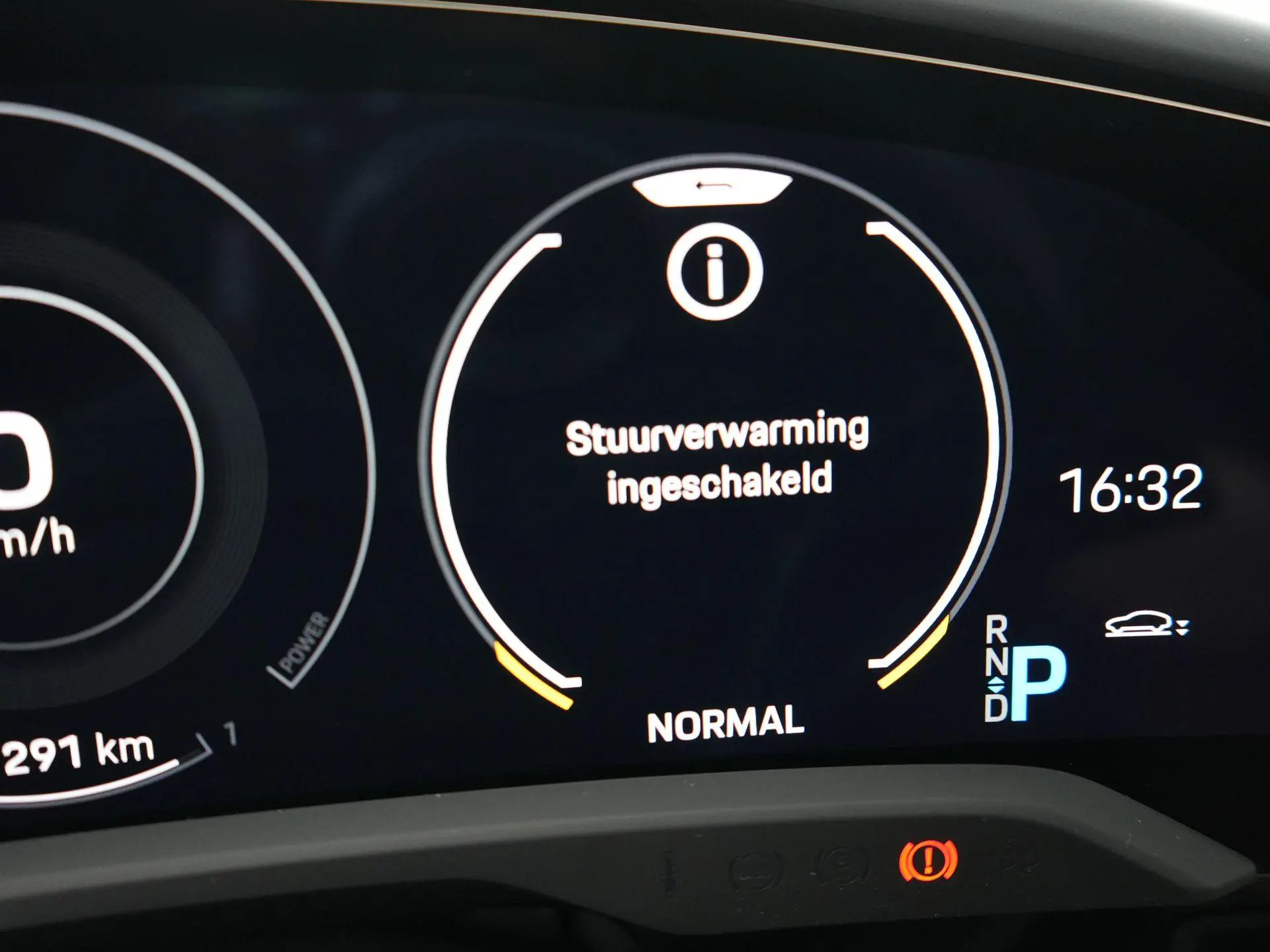 Taycan Cross Turismo 4 93 kWh