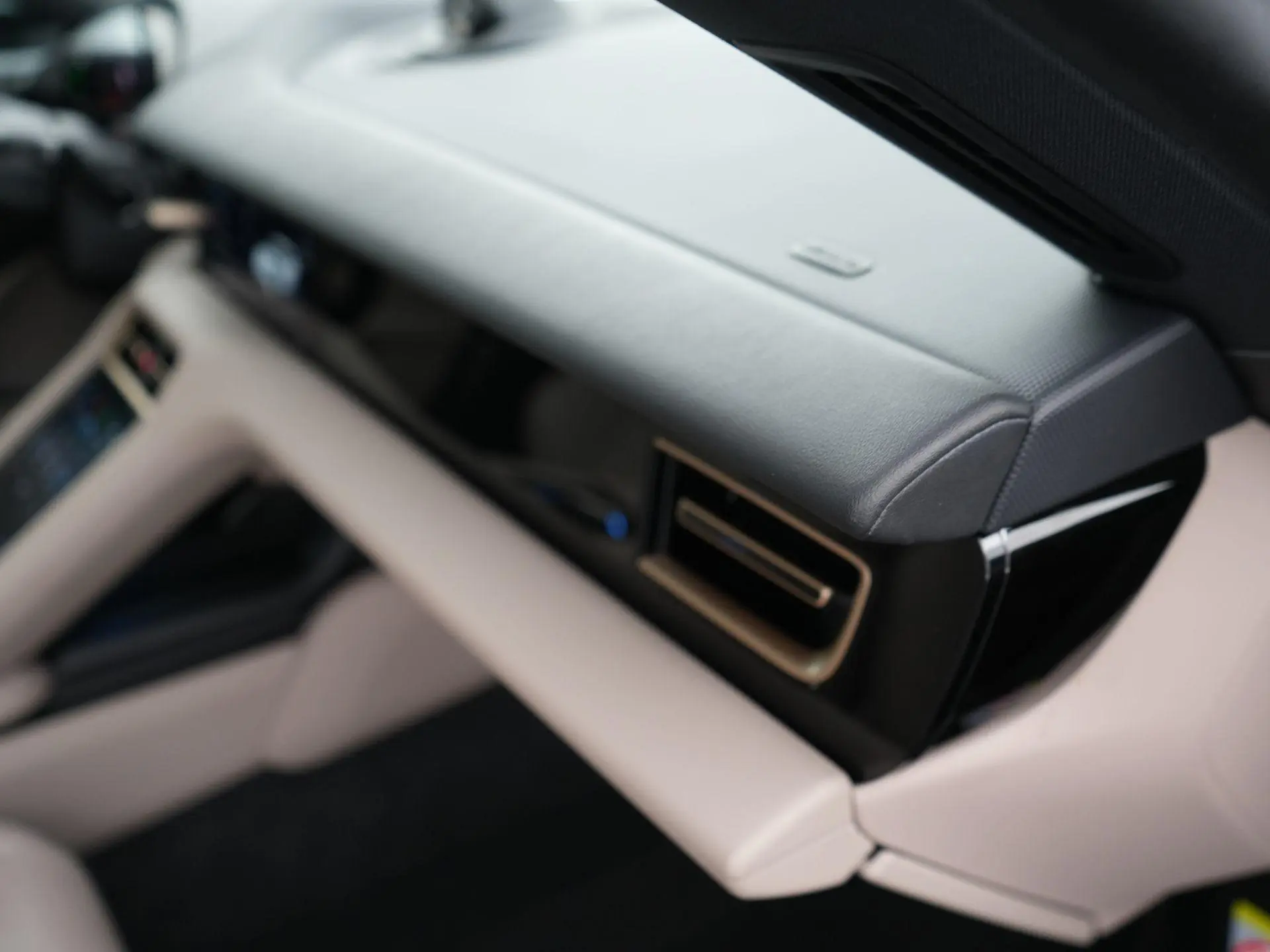 Taycan Cross Turismo 4 93 kWh