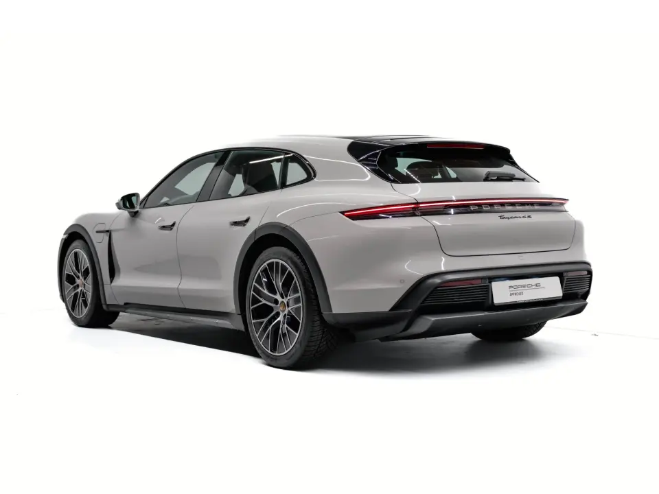 Porsche Taycan Cross Turismo 4S