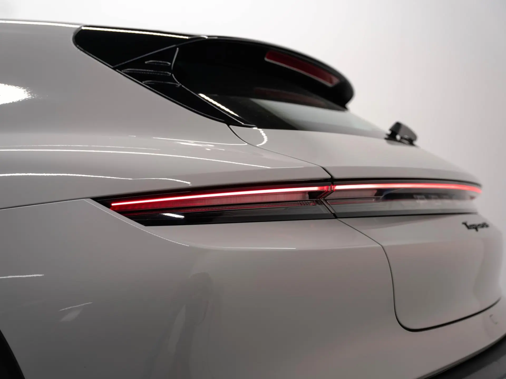 Taycan Cross Turismo 4S