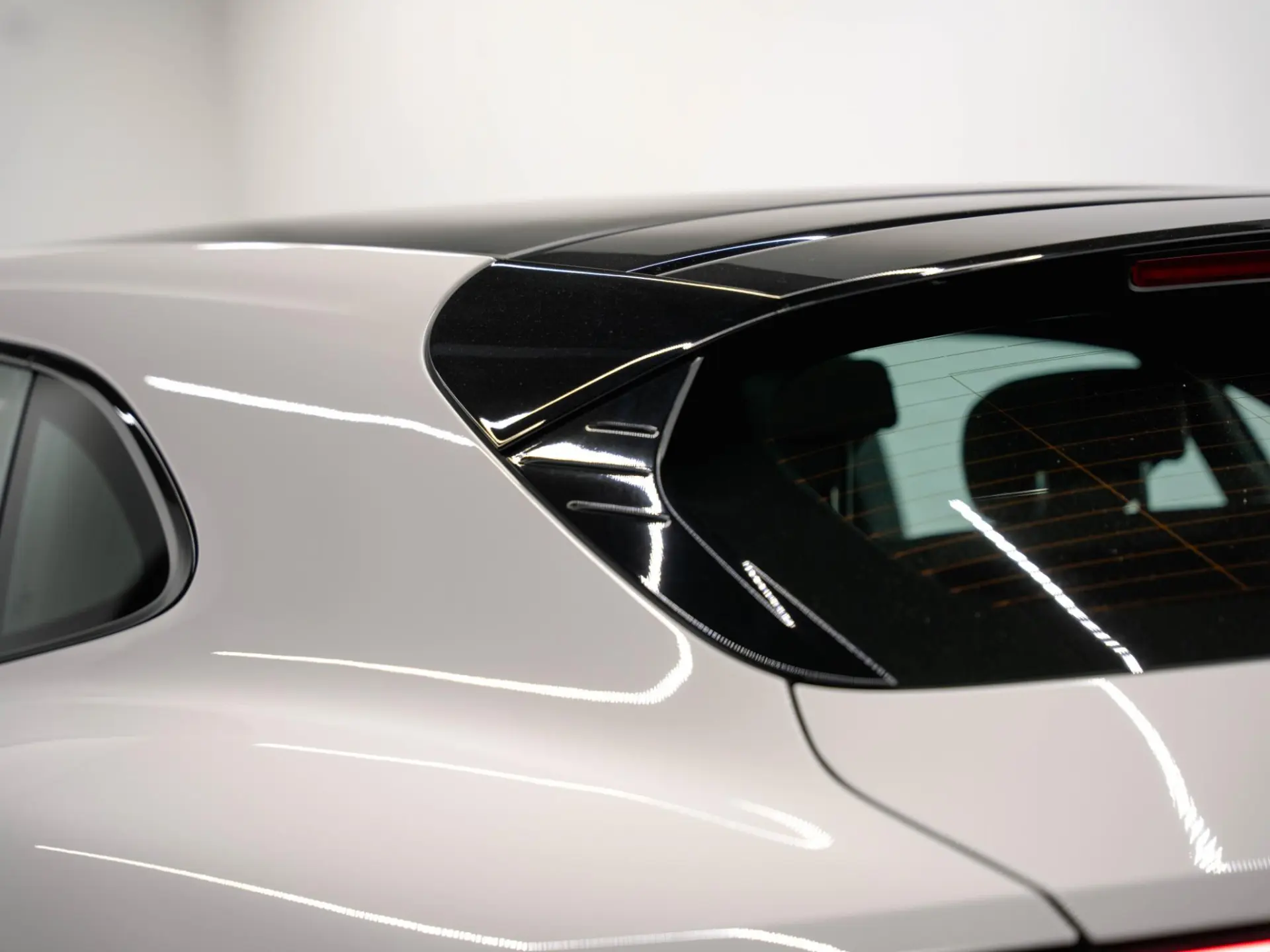 Taycan Cross Turismo 4S