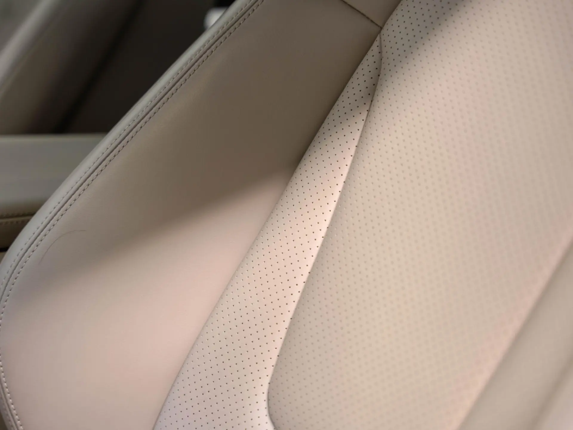 Taycan Cross Turismo 4S