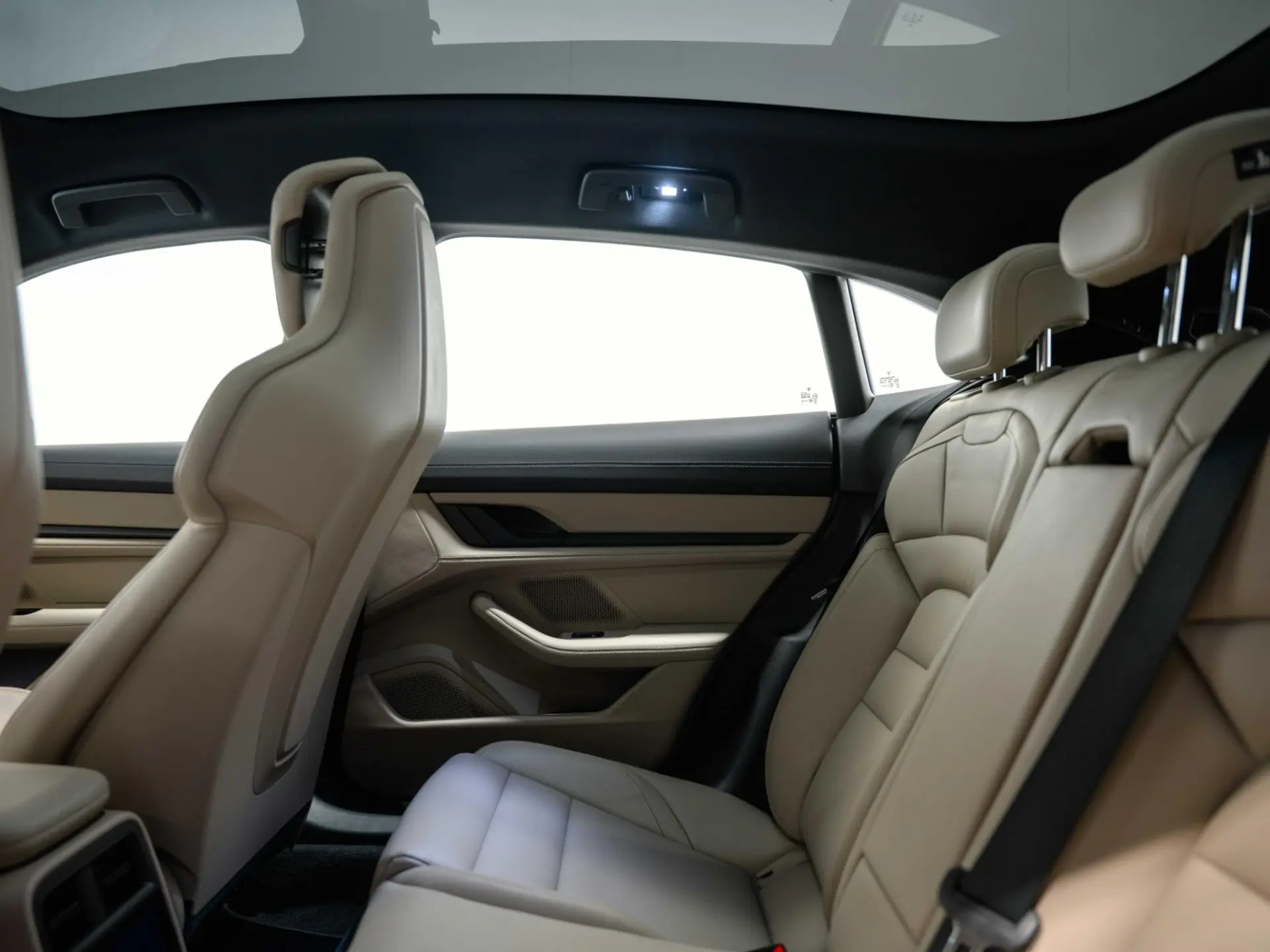 Taycan Cross Turismo 4S