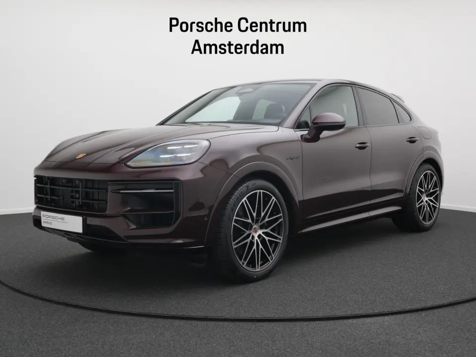 Porsche Cayenne Coupé E-Hybrid Black Edition