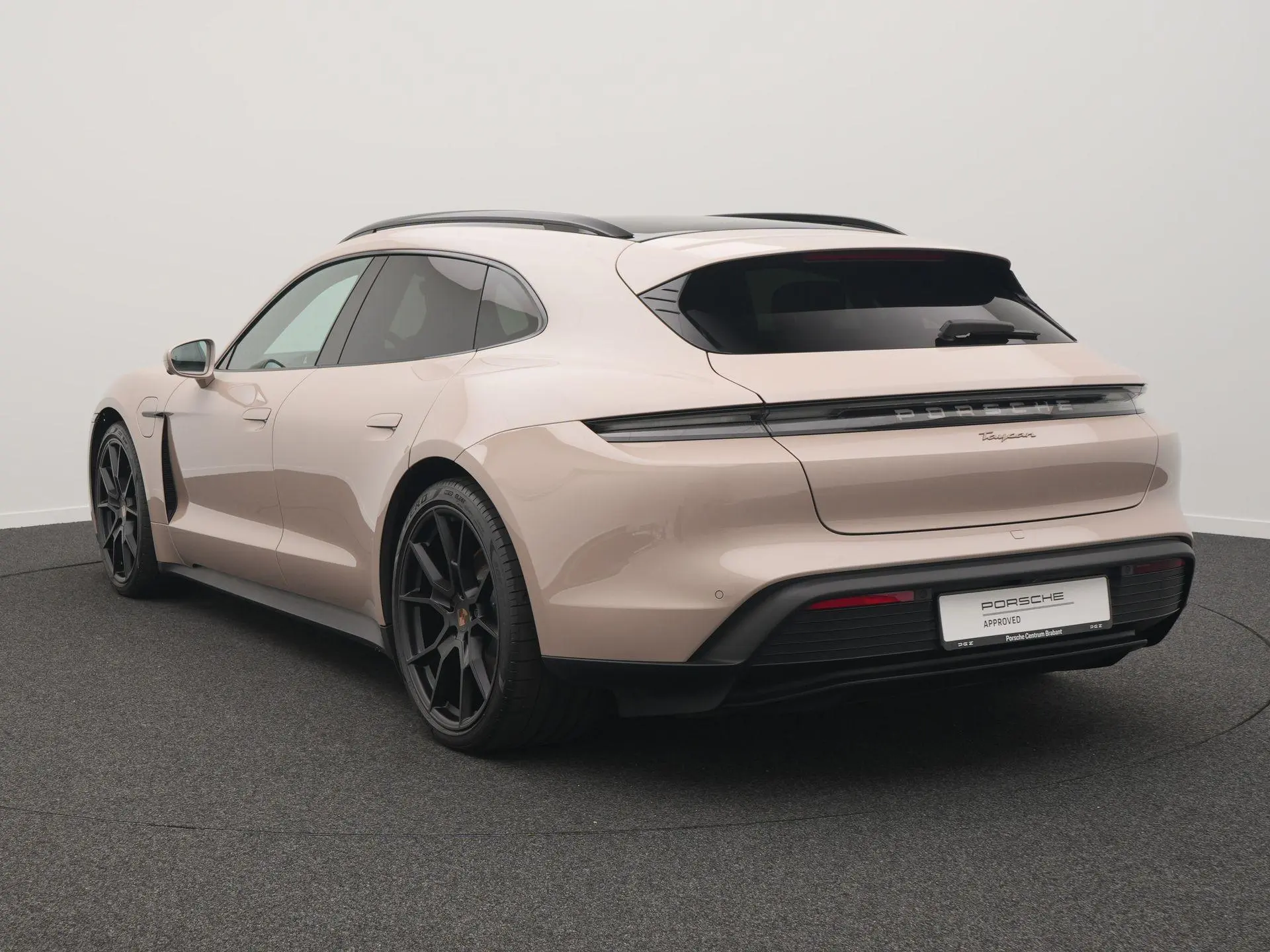 Taycan Sport Turismo 
