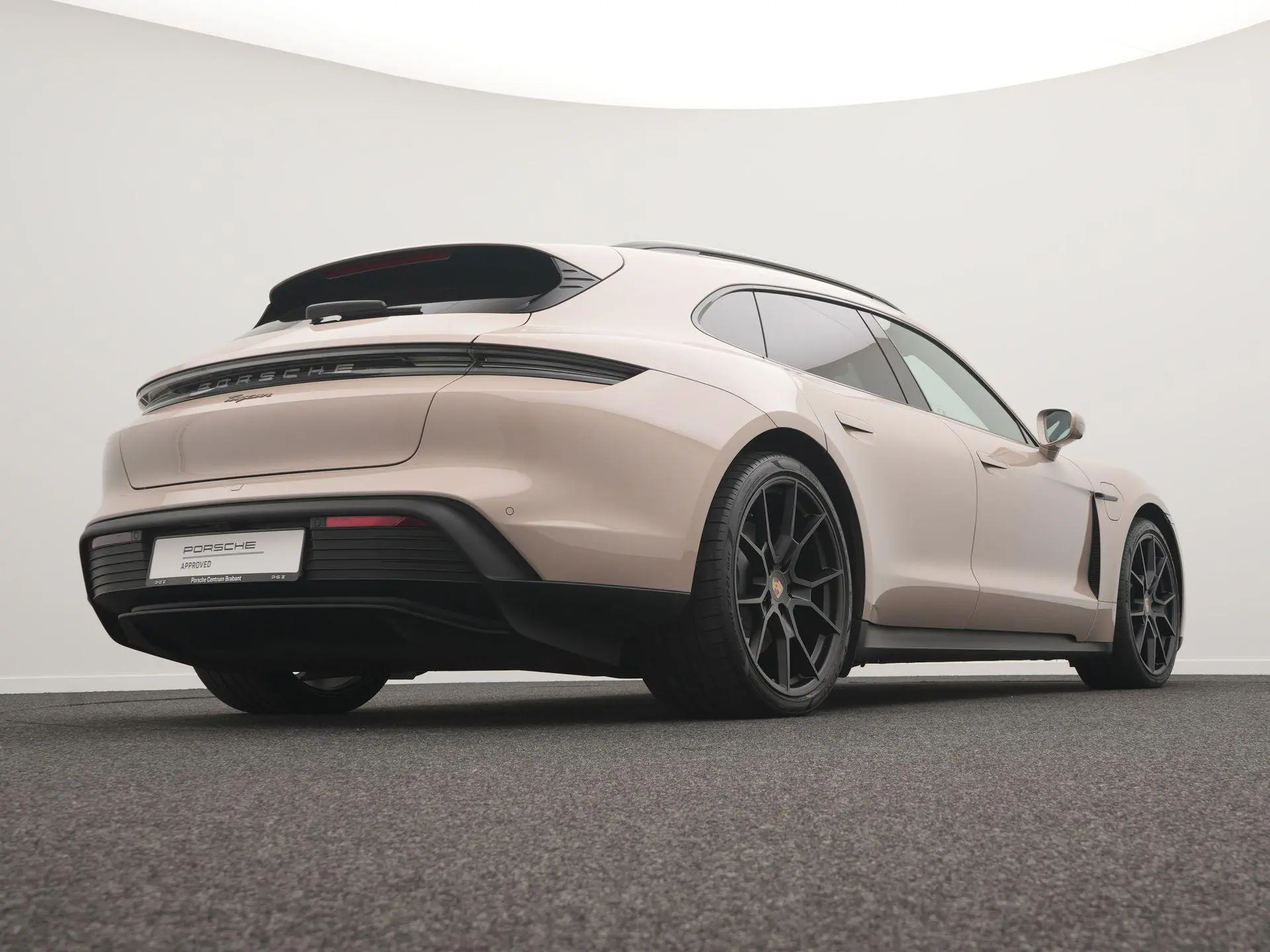Taycan Sport Turismo 