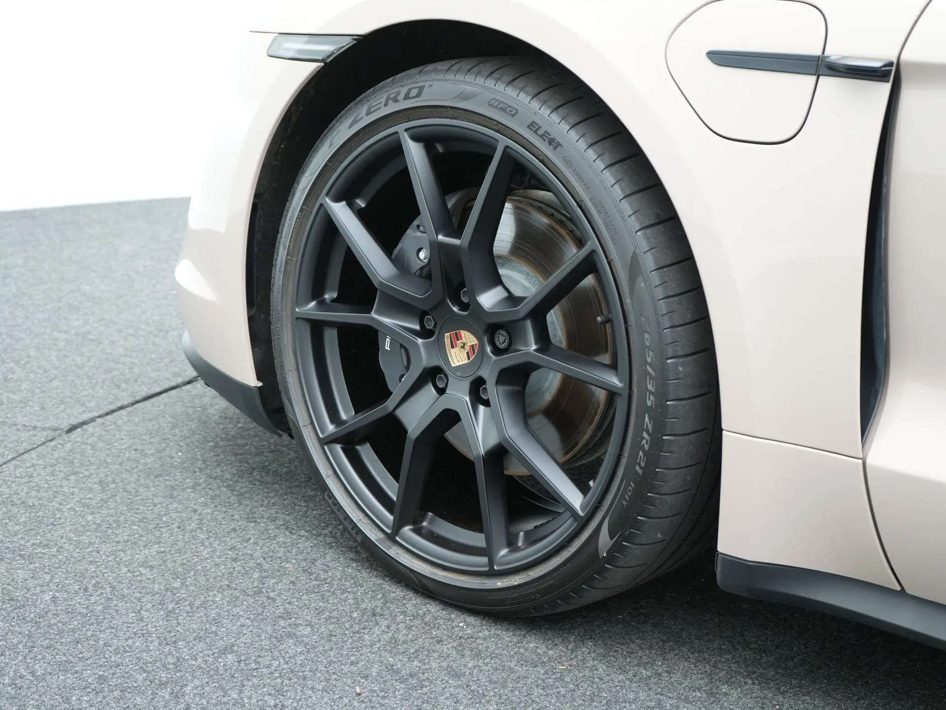 Taycan Sport Turismo 