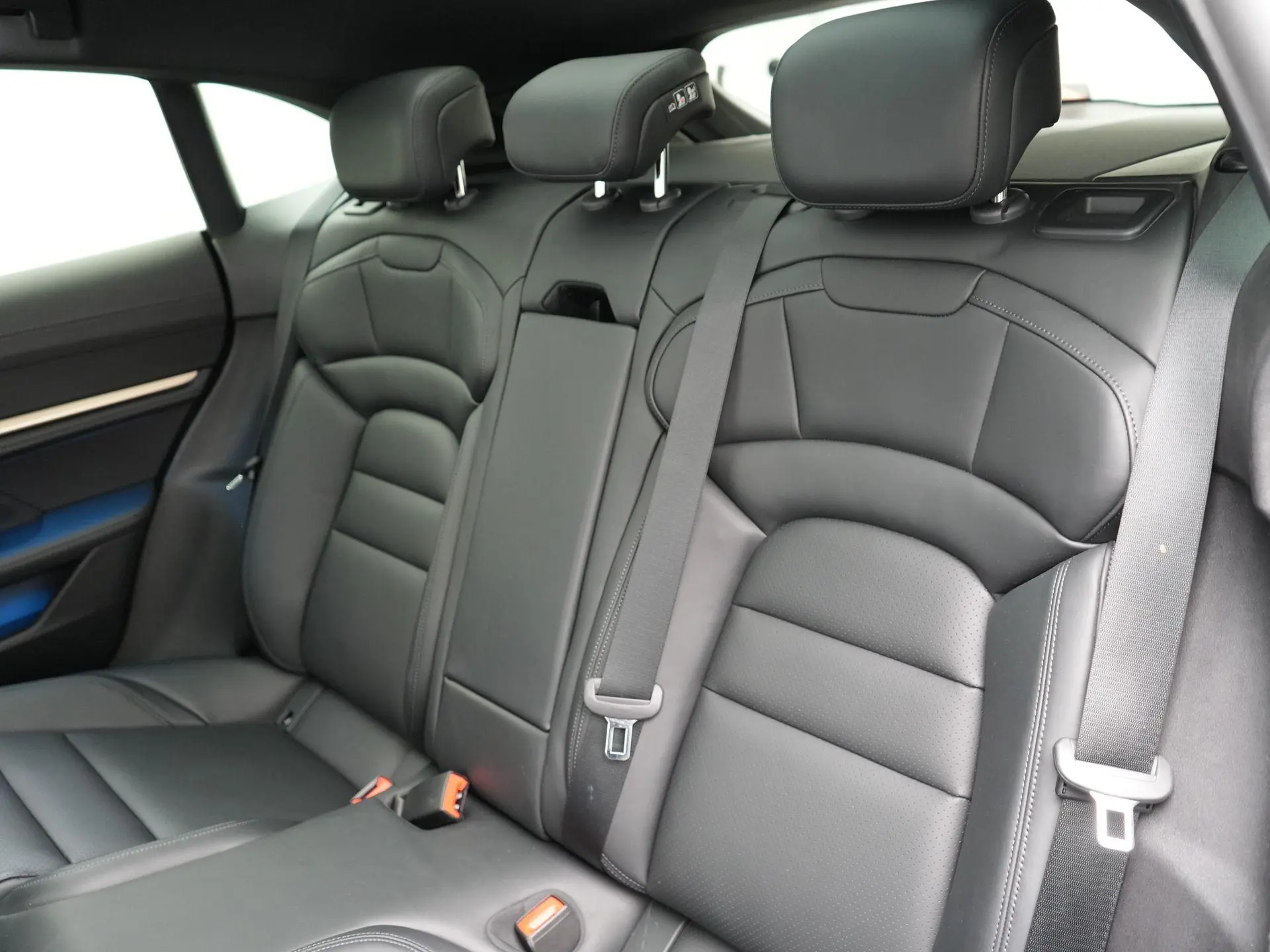 Taycan Sport Turismo 