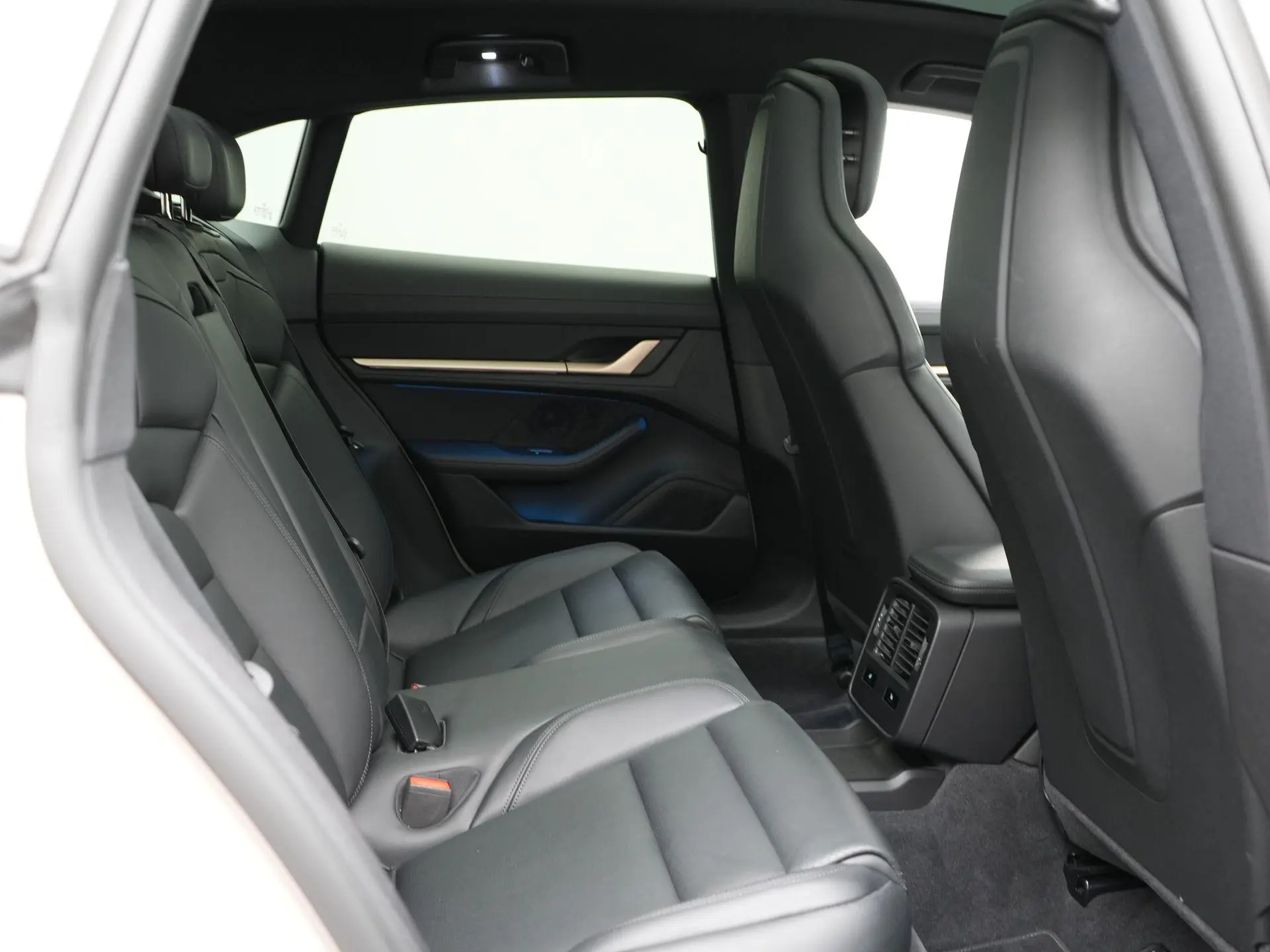 Taycan Sport Turismo 