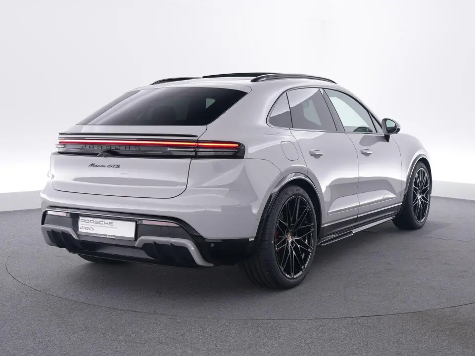 Macan GTS 100 kWh