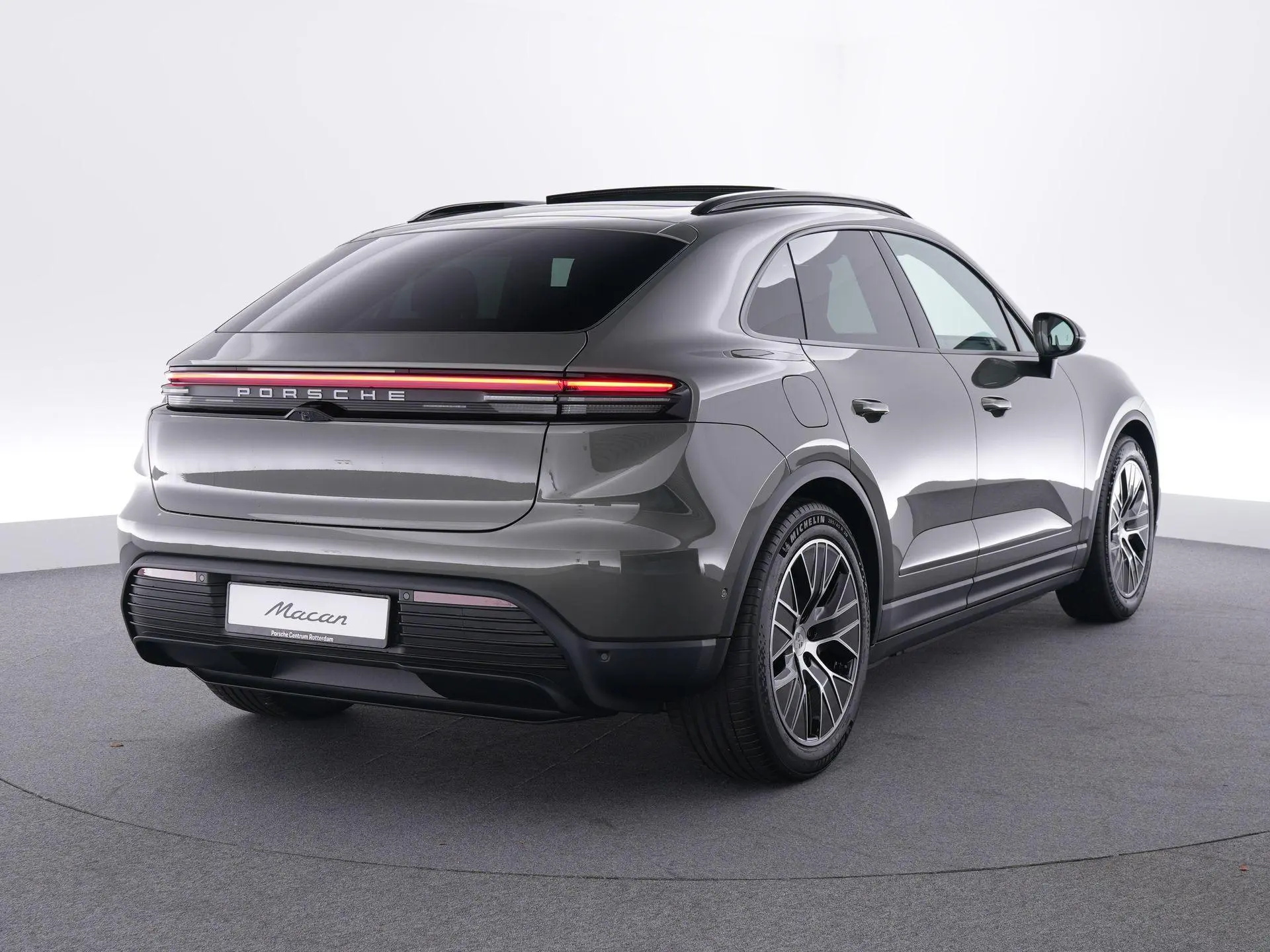 Macan 4 100 kWh
