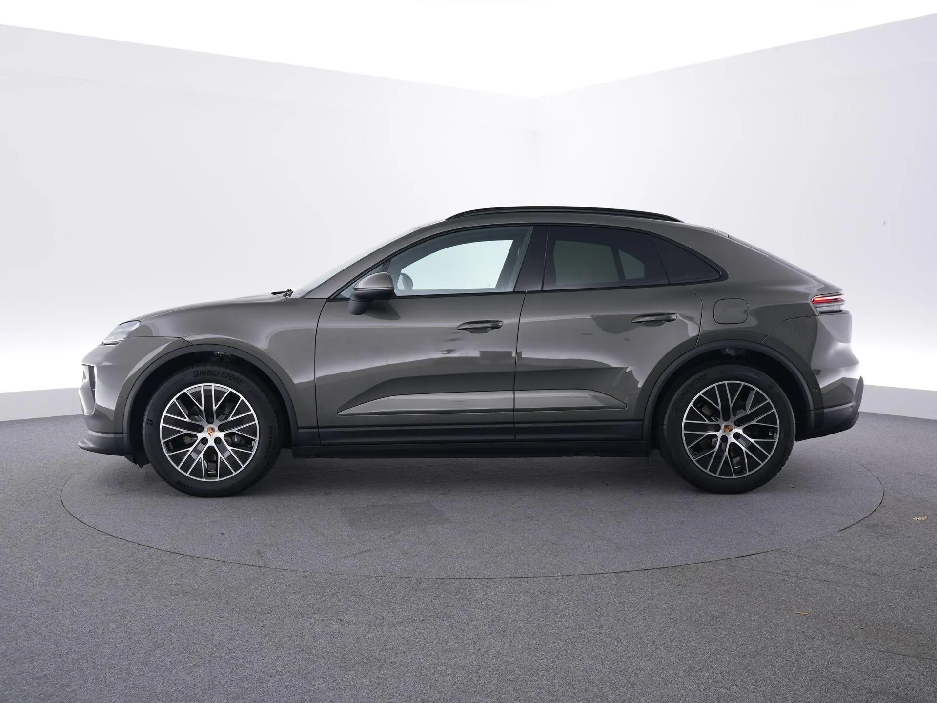 Macan 100 kWh